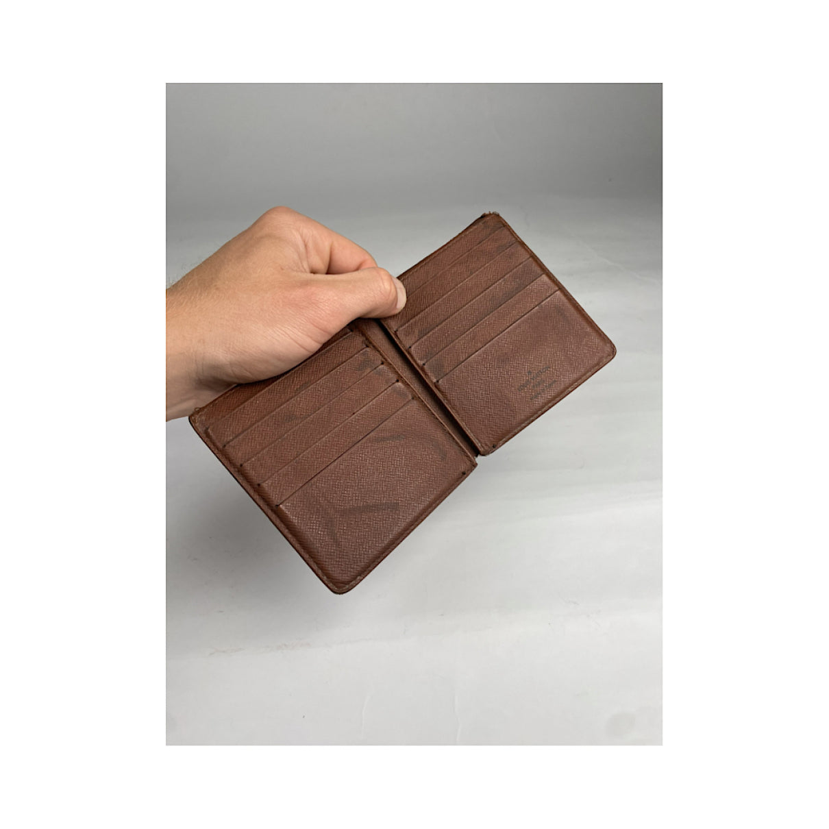 Louis Vuitton Purse image 5