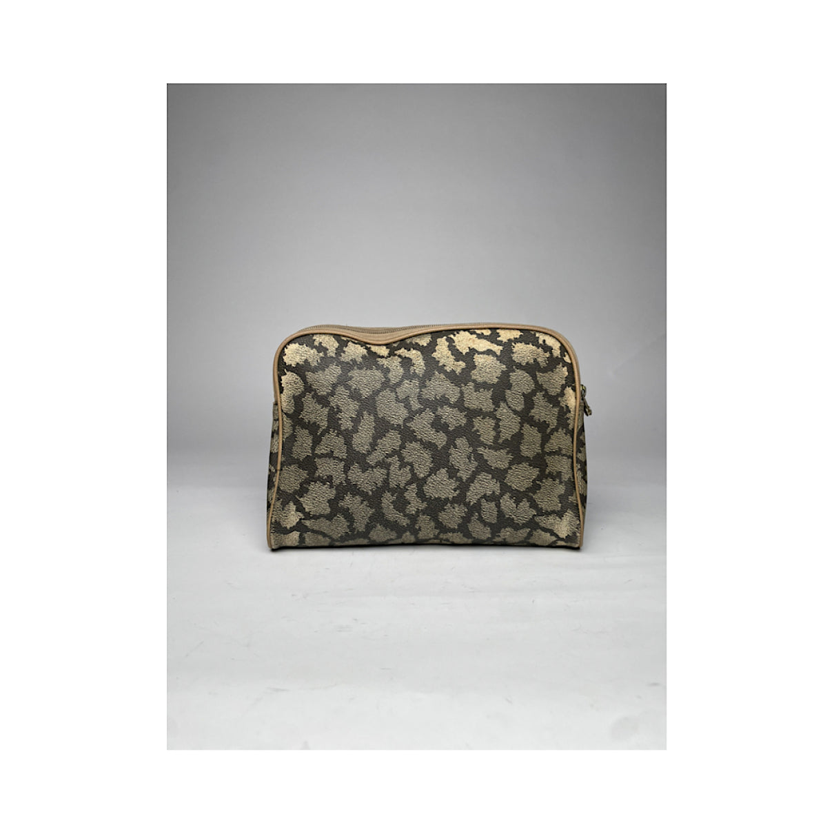 Yves Saint Laurent Clutch Bag image 5