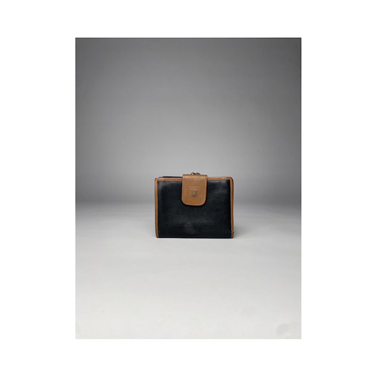 Celine Triomphe Wallet image 5