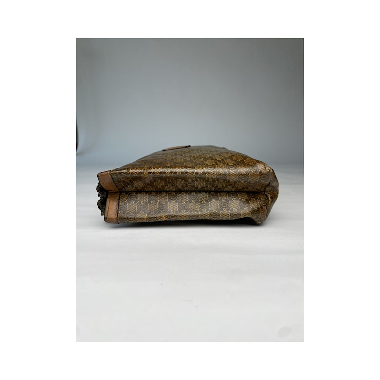 Celine Triomphe Vintage Clutch Bag image 5