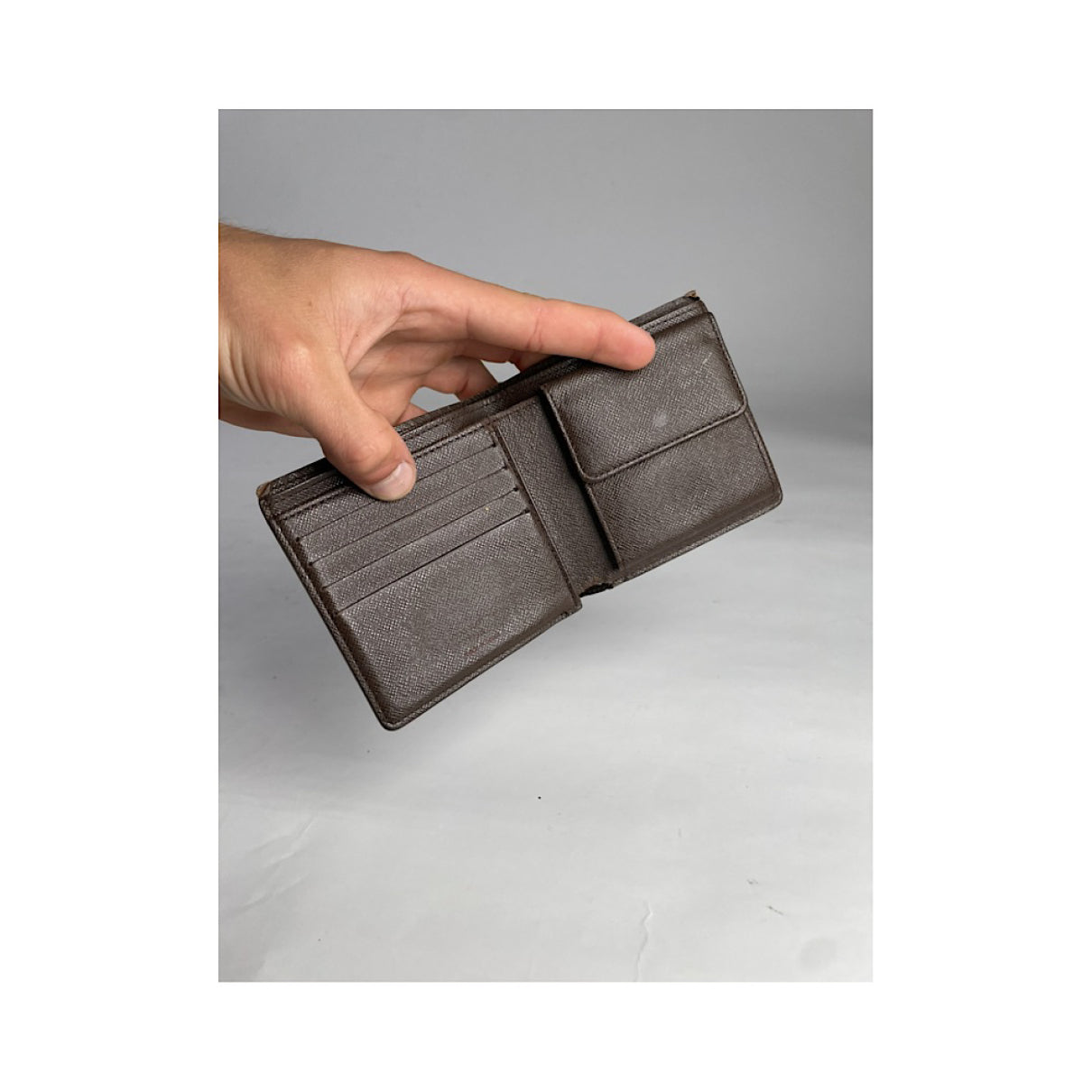 Louis Vuitton Couverture Passeport Purse image 5