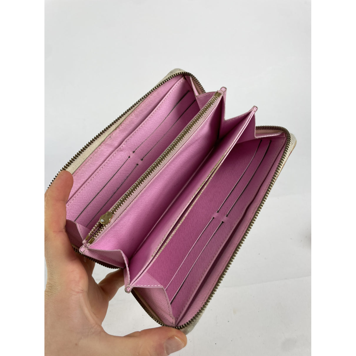 Louis Vuitton Ikat Wallet image 5