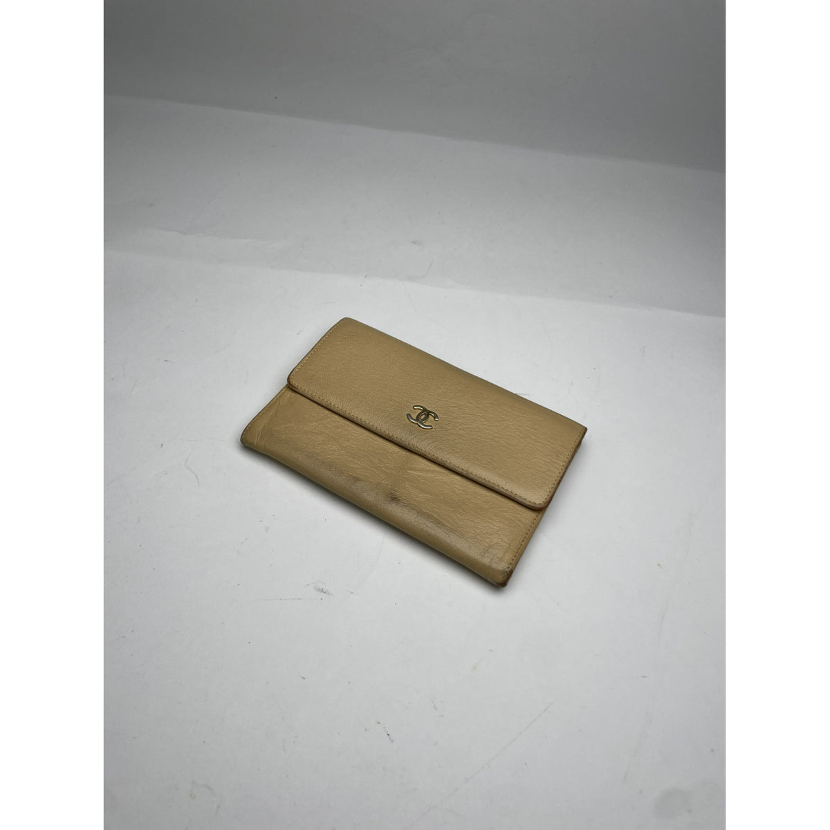 Chanel Timeless/Classique Beige Leather Wallet image 5