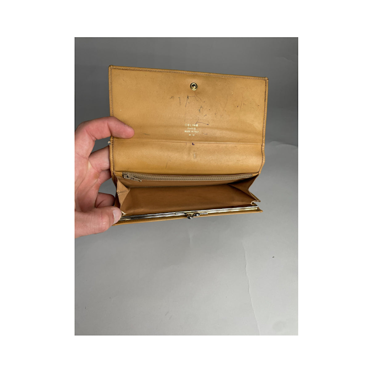 Celine Triomphe Beige Leather Wallet image 5