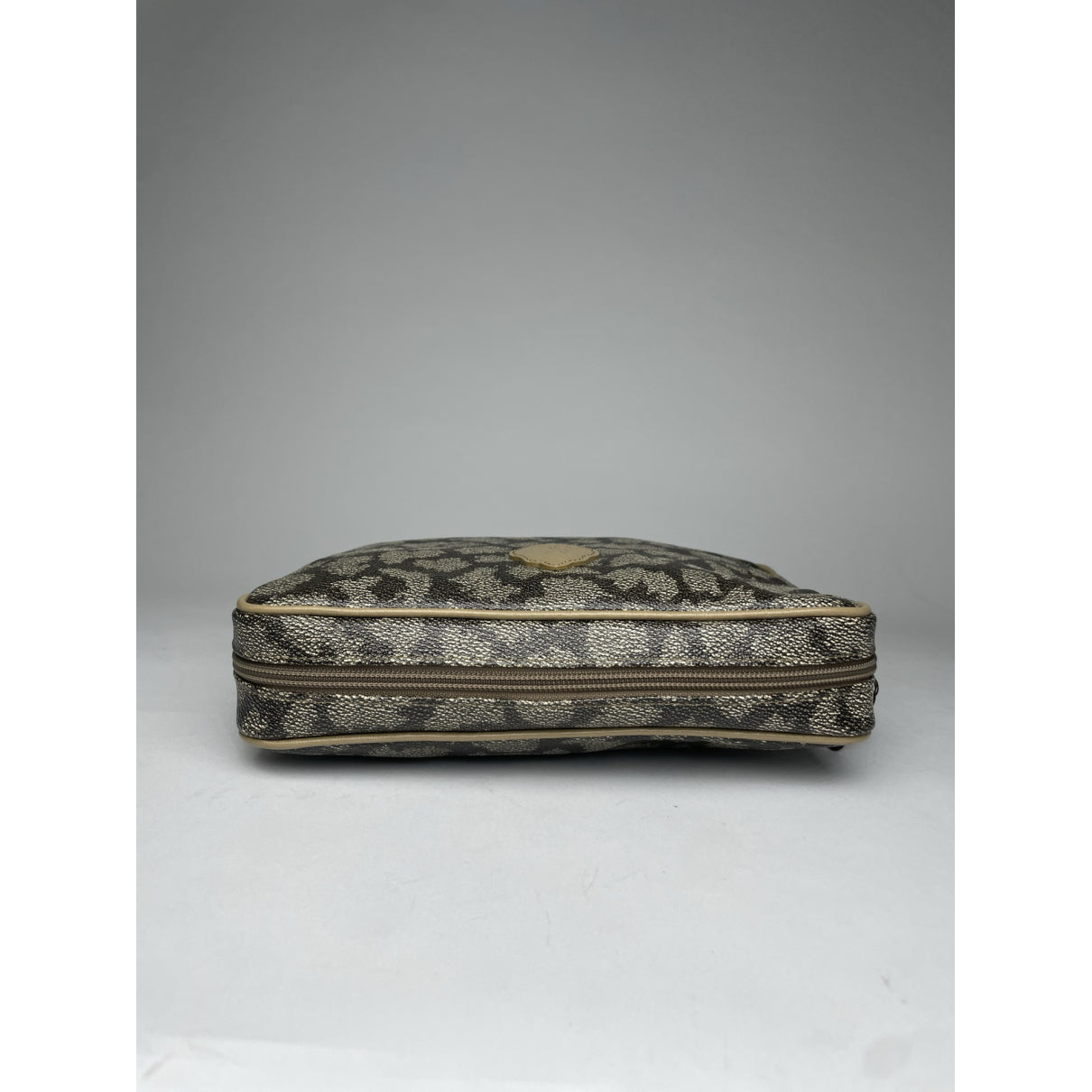 Yves Saint Laurent Grey Leather Clutch Bag image 5