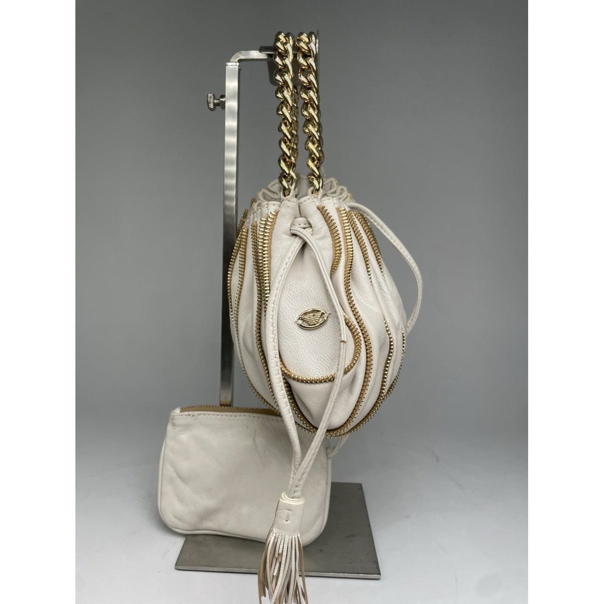 Emporio Armani White Leather Handbag image 5