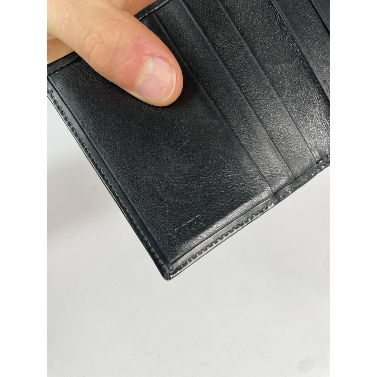 Loewe Wallet image 5