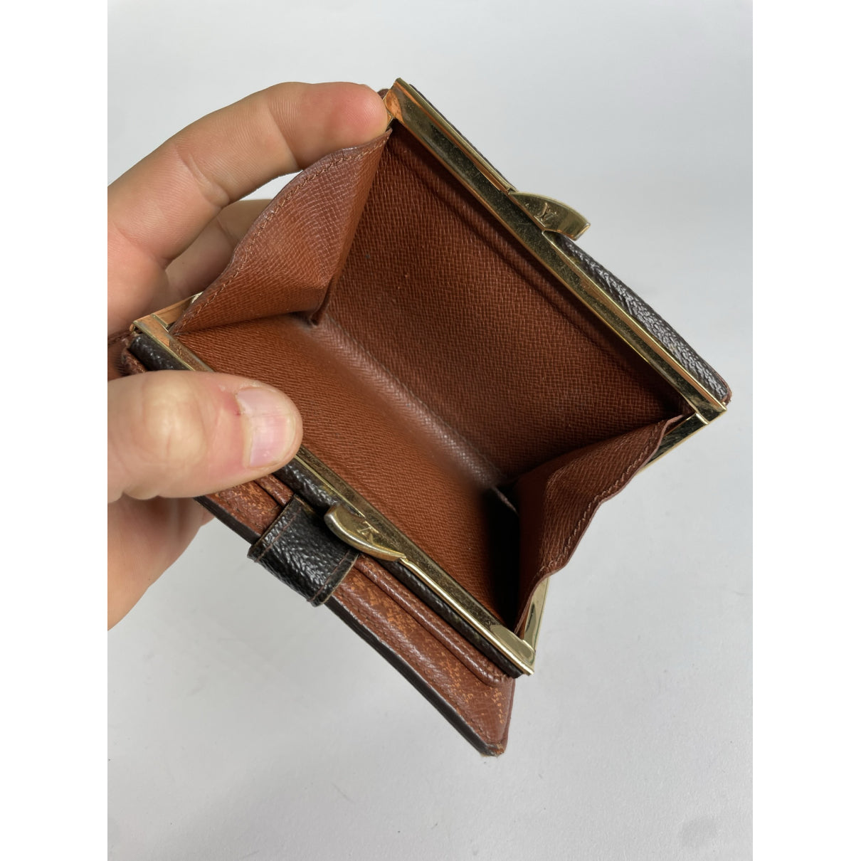 Louis Vuitton Iris Wallet image 5