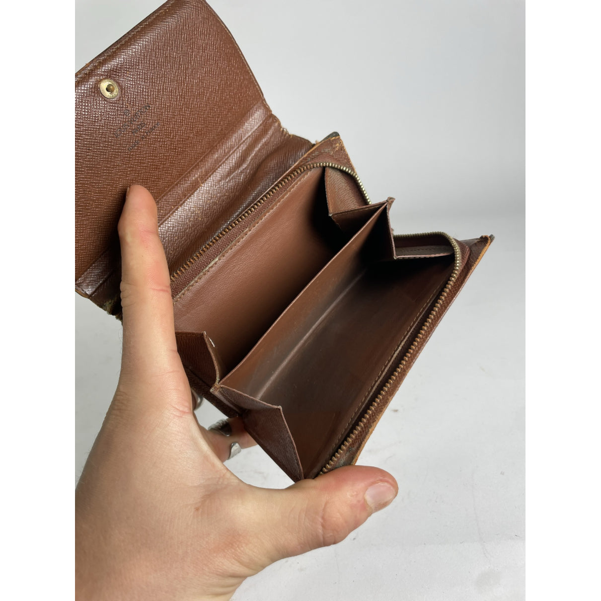 Louis Vuitton Alexandra Wallet image 5