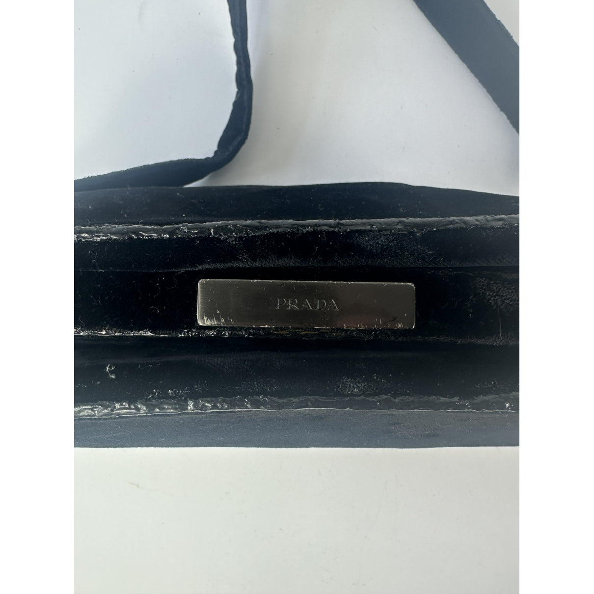 Prada Re-Edition 2002 Handbag image 5