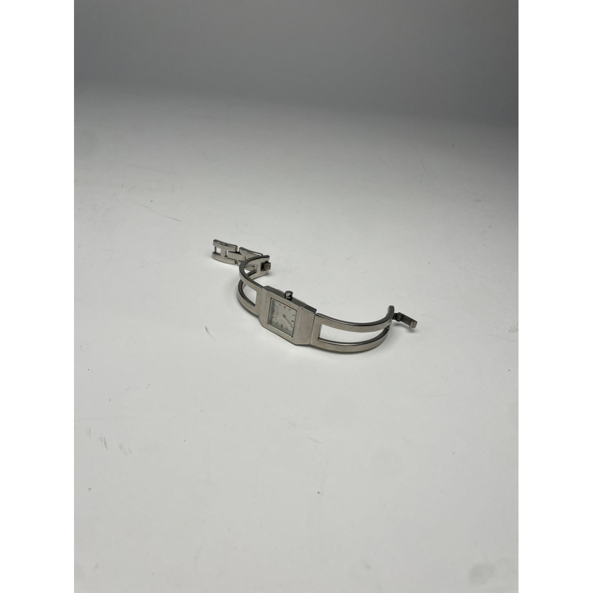 Balenciaga Watche image 5