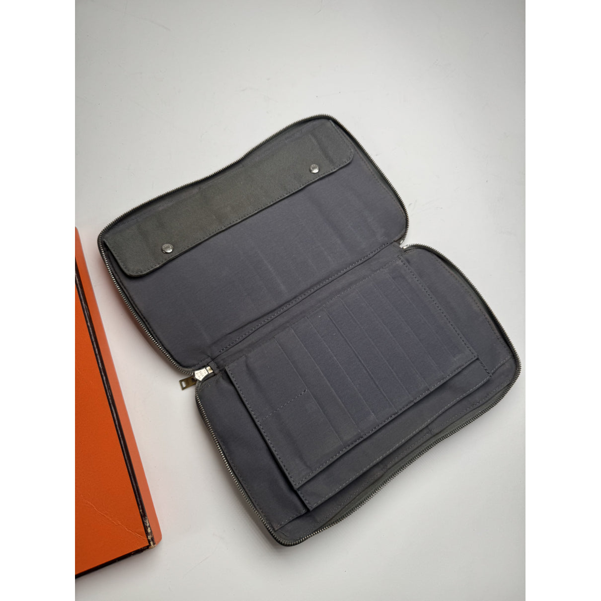 Hermès Toto Wallet image 5