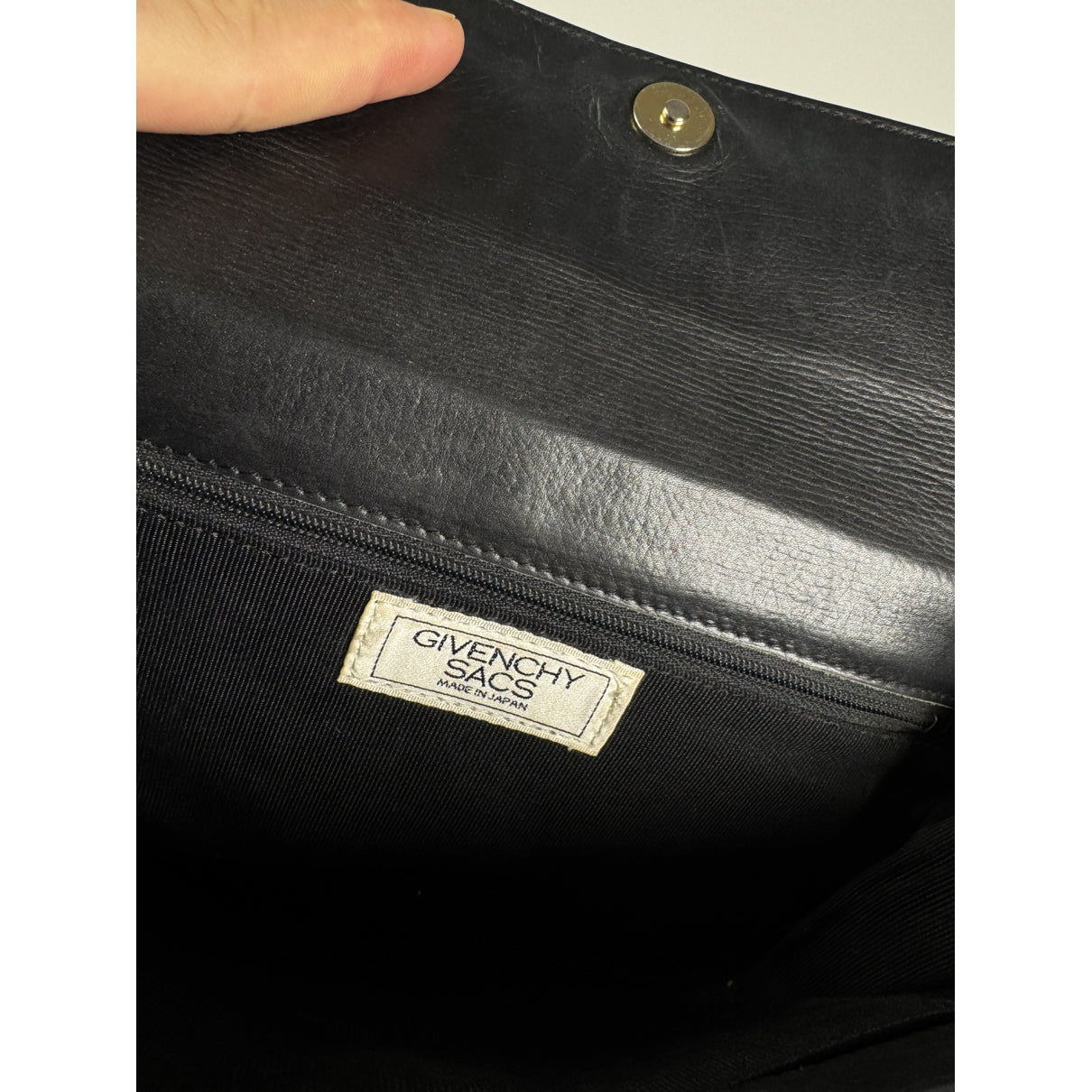 Givenchy Bow Cut Black Leather Clutch Bag image 5