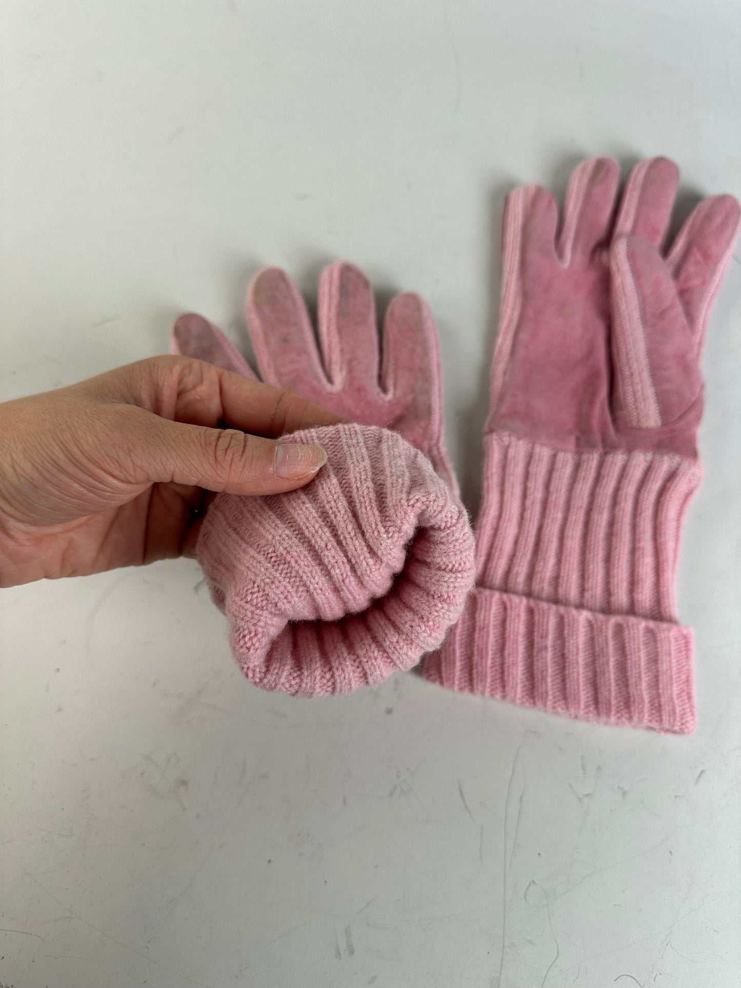 Vintage Chloe Suede Knit Cuff Gloves Pink