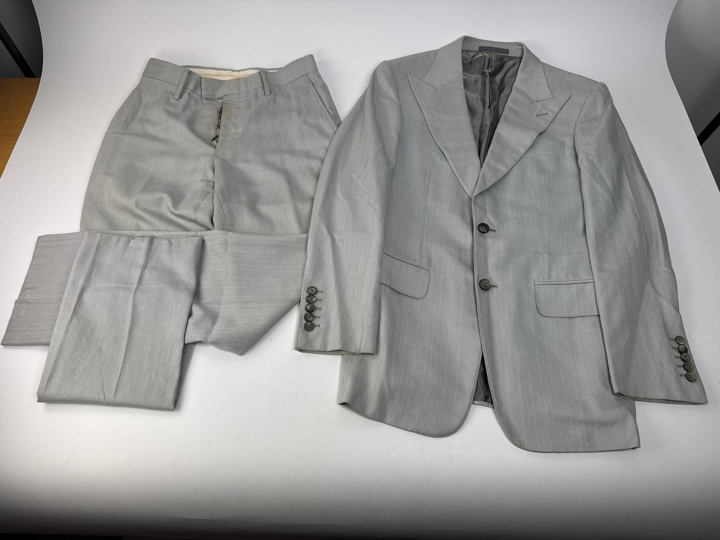 Vintage Gucci Men’s Suit Silver 46/S