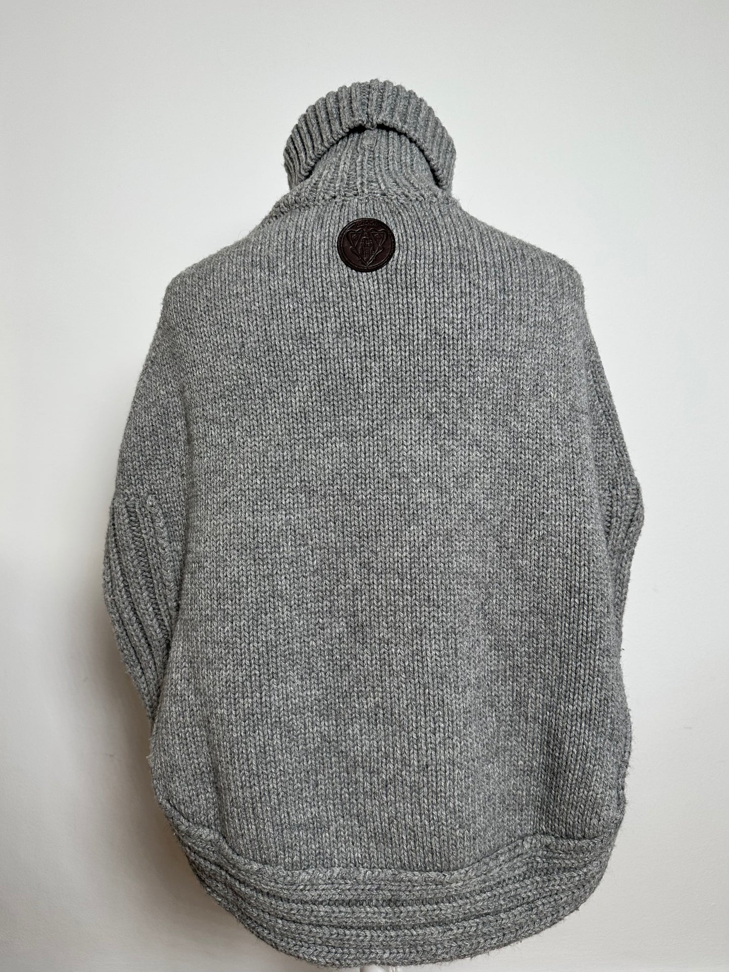 Vintage Gucci Wool Poncho Grey M