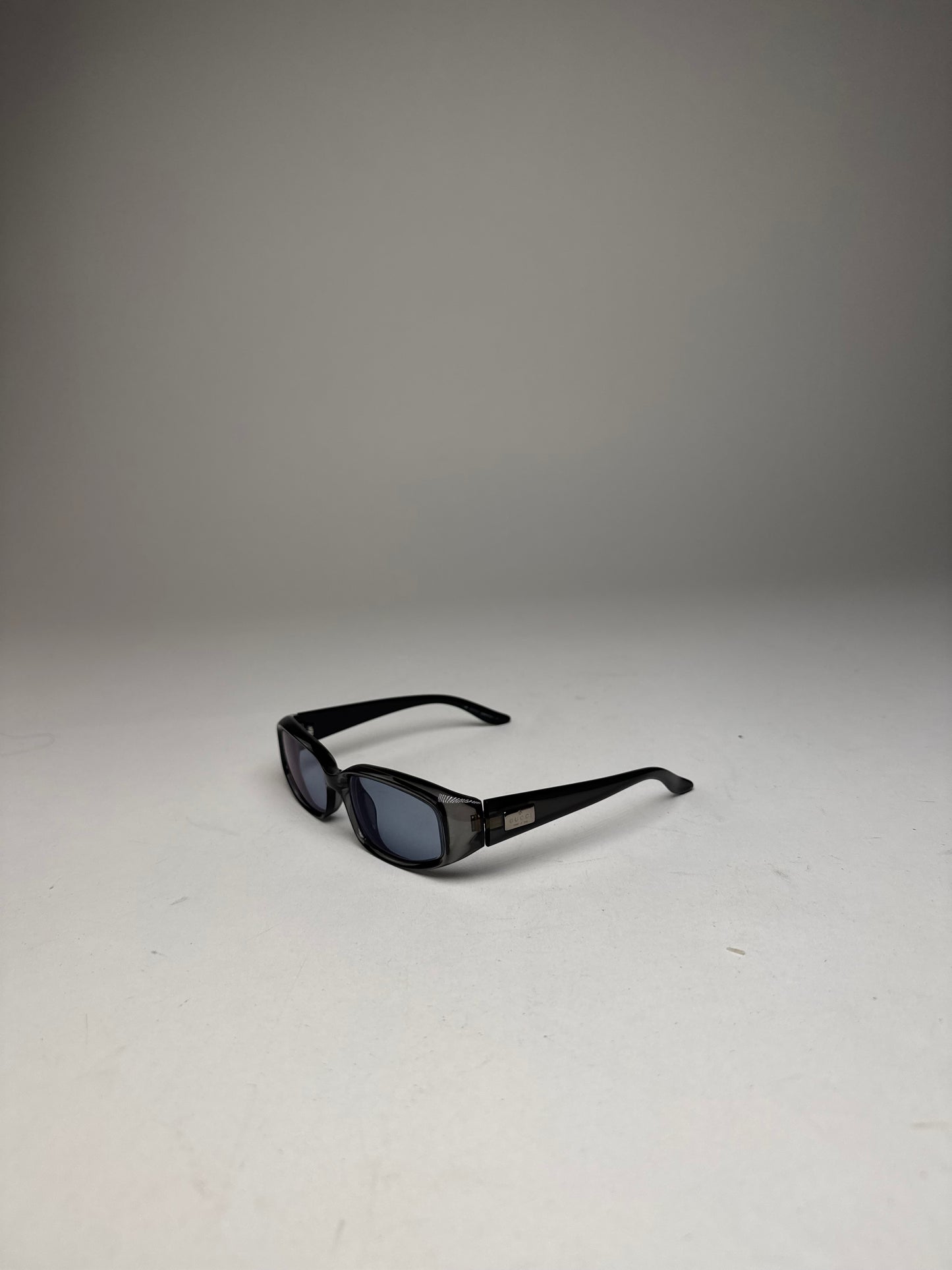 Vintage Gucci 2000s Sunglasses Blue