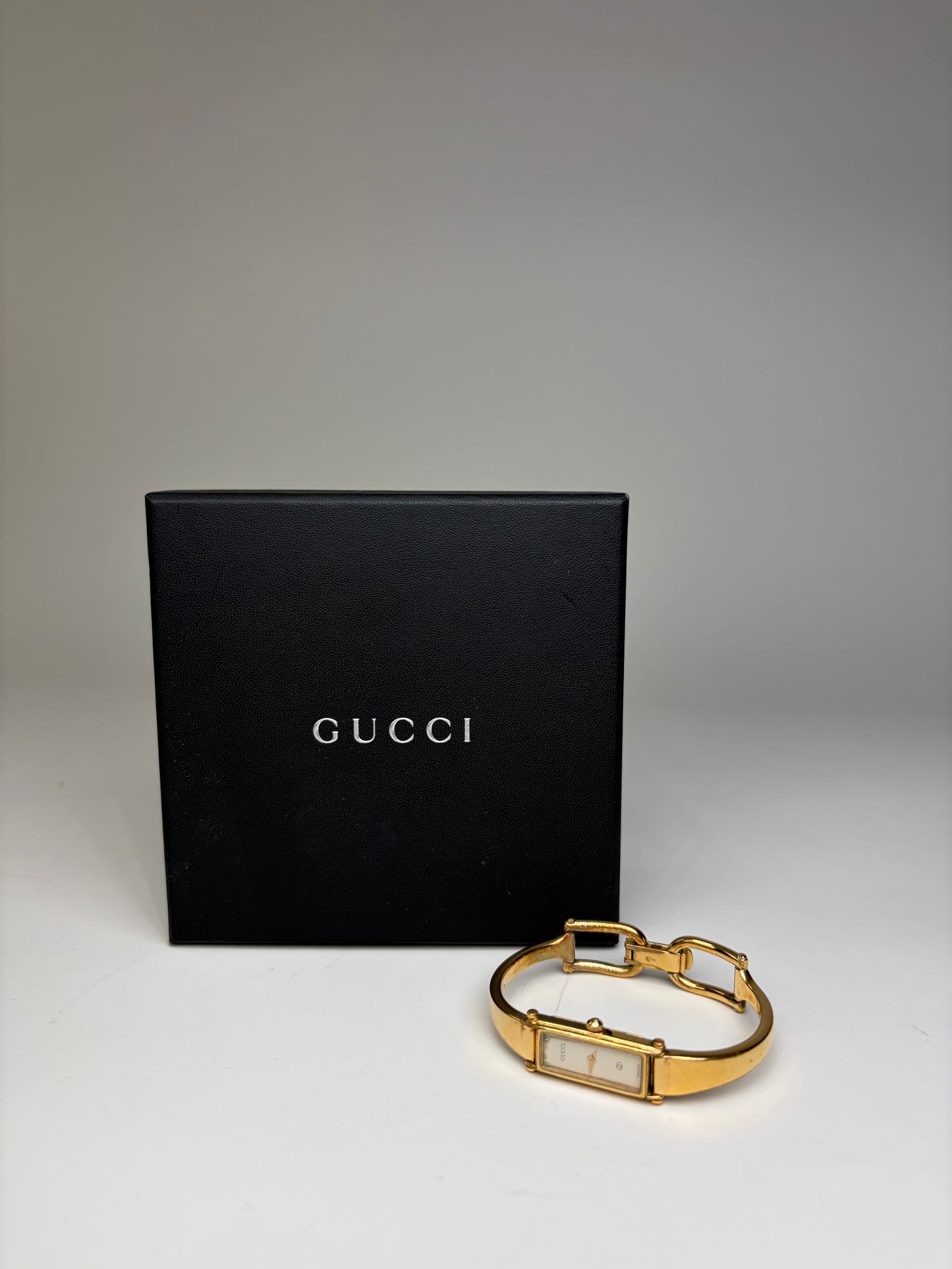 Vintage Gucci Logo Enamel Bracelet Watch Gold