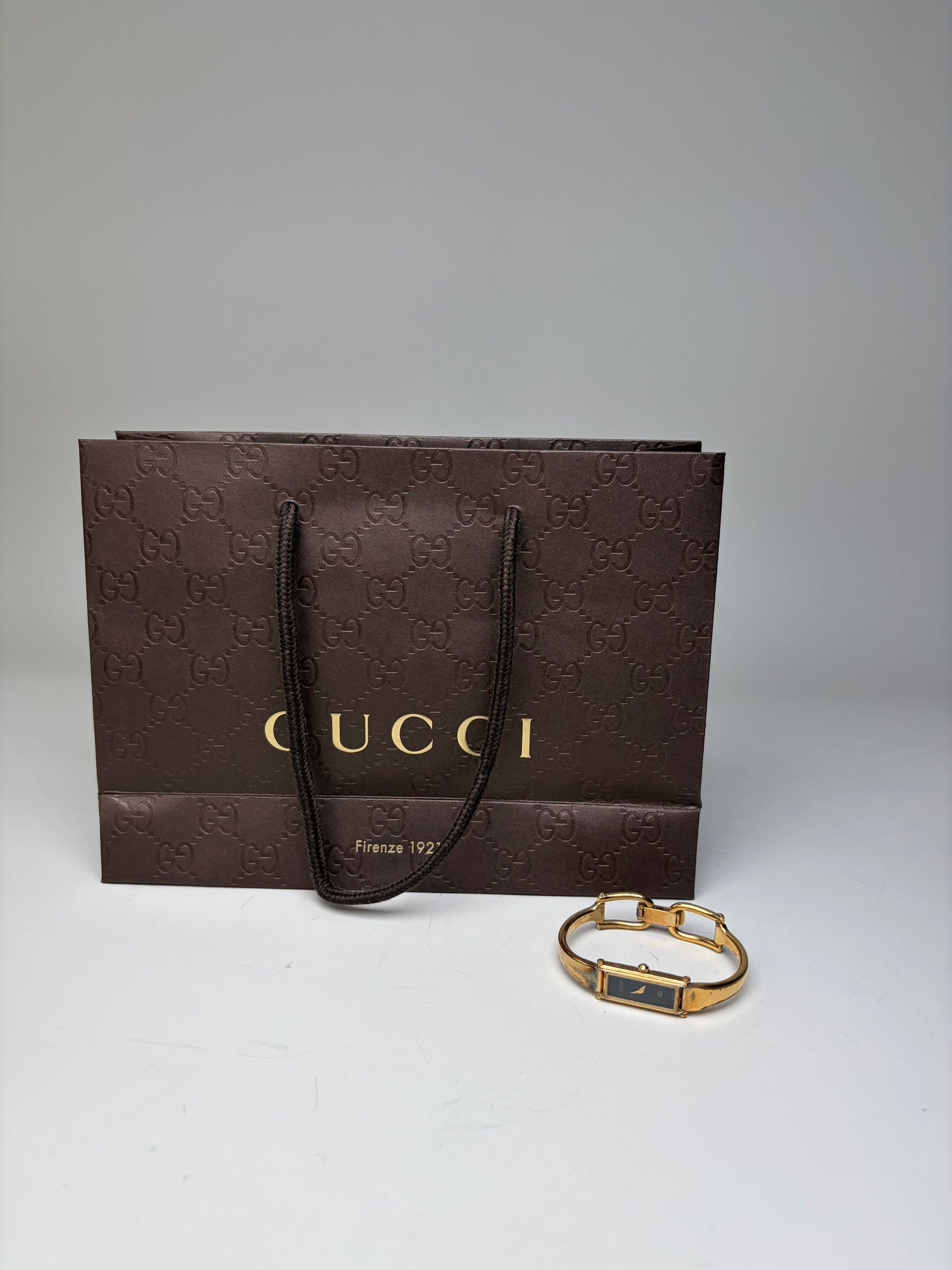 Vintage Gucci Gold-Tone Bracelet Watch Navy Blue Gold