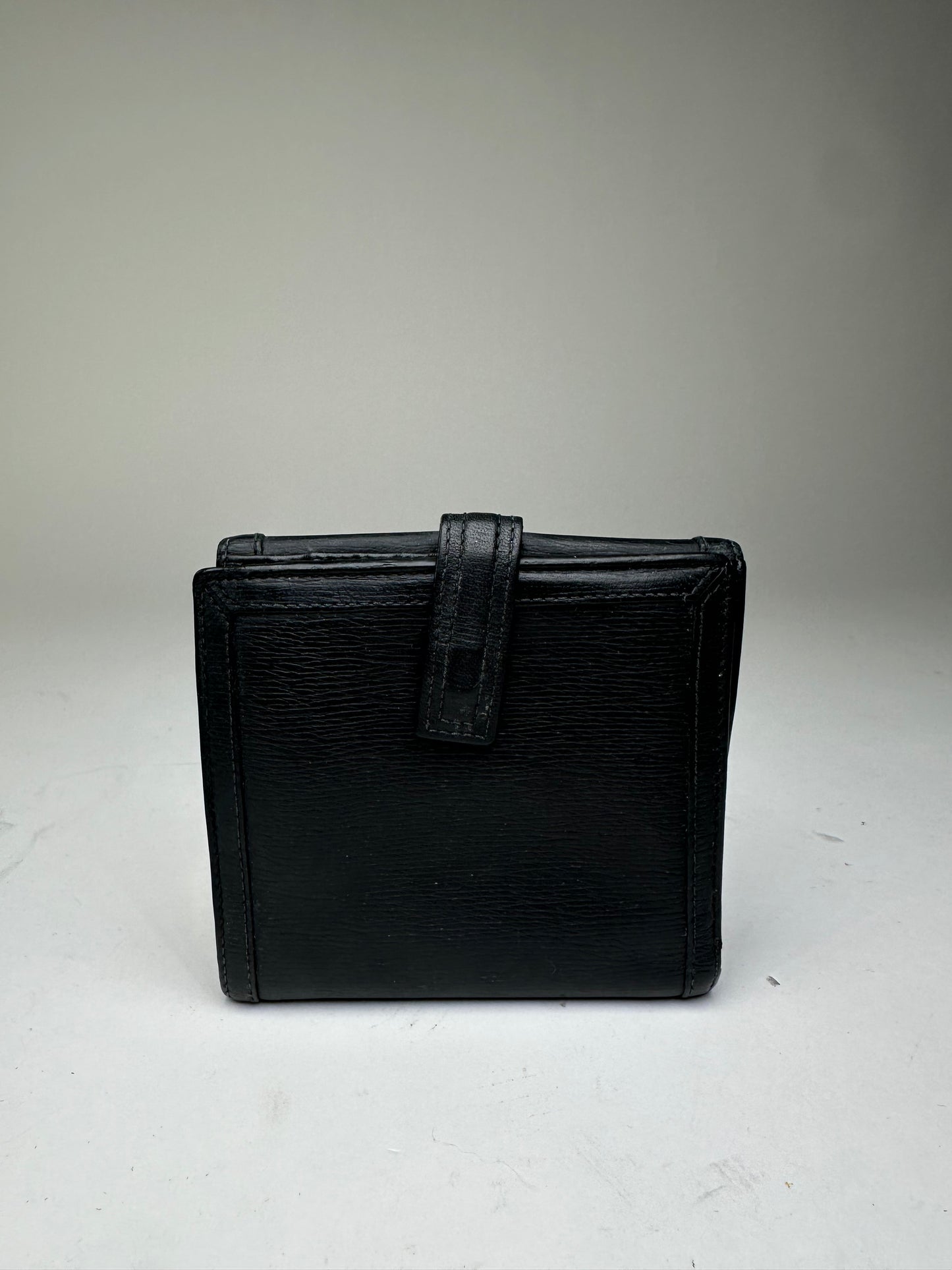 Vintage Gucci Leather Wallet Black Gold
