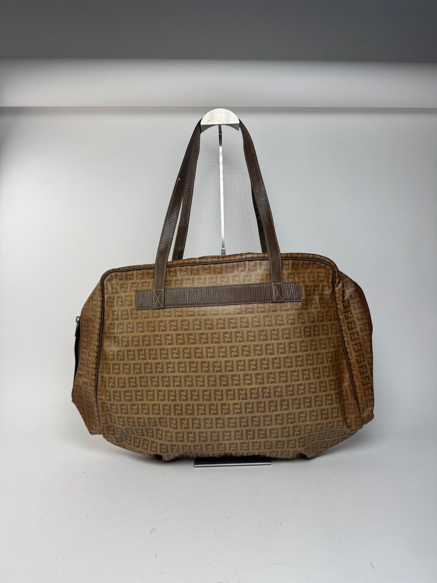 Sac de sport vintage en cuir Fendi FF monogramme doré marron