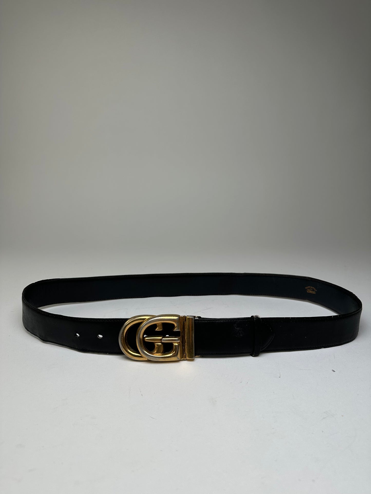 Vintage Gucci GG Logo Leather Belt Black Gold