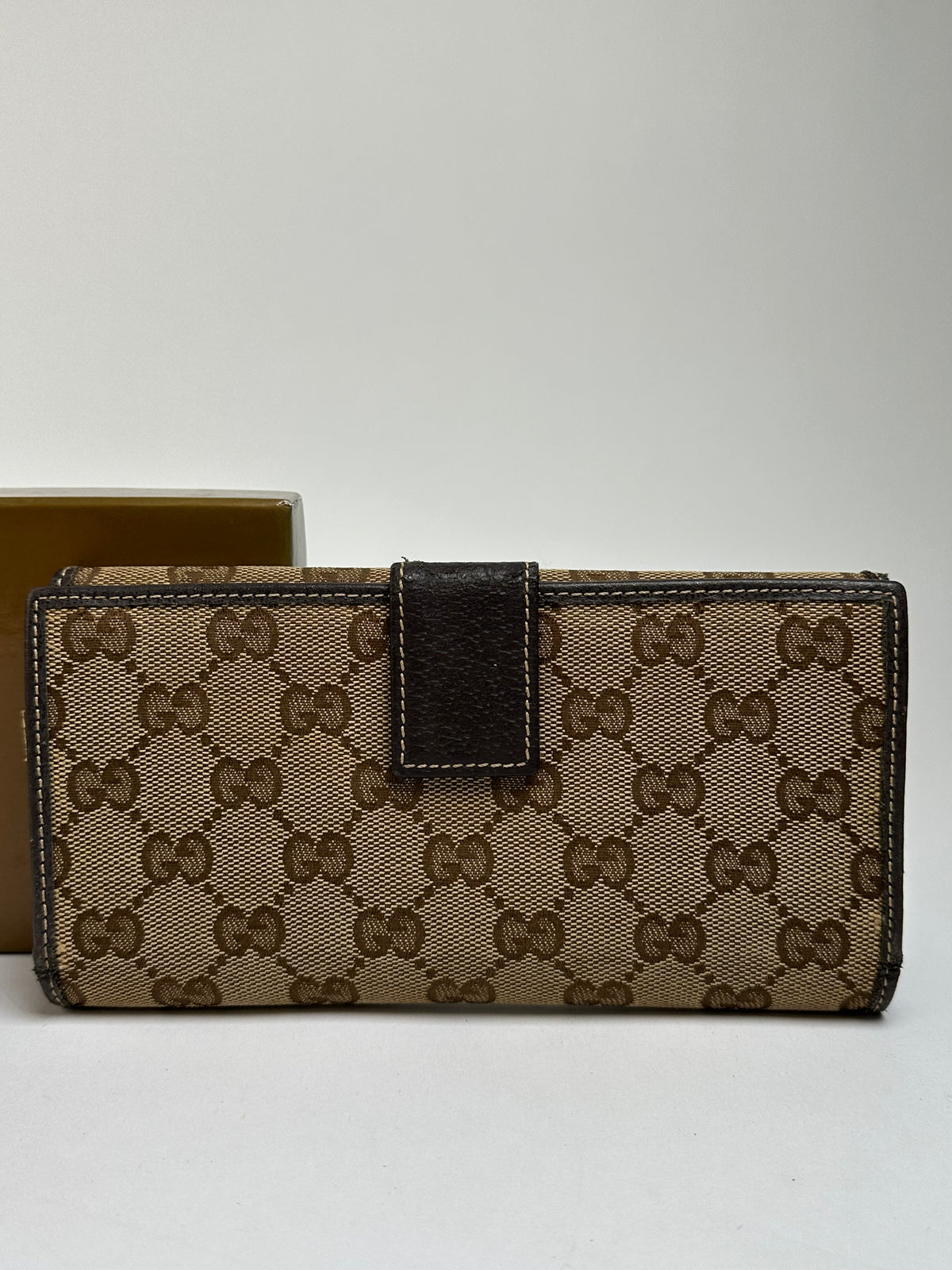 Vintage Gucci GG Supreme Bifold Wallet c. 2010s Beige Brown