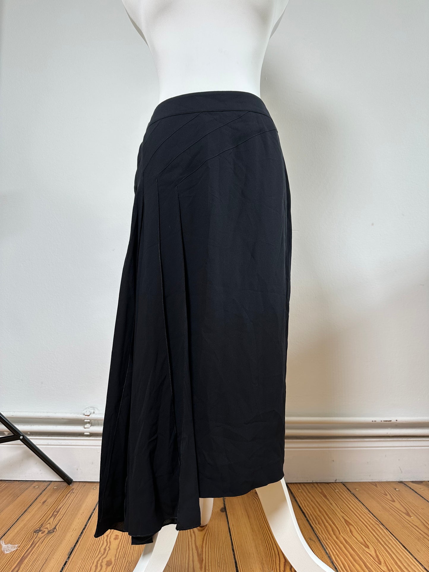 Vintage Chanel Silk Skirt Black M