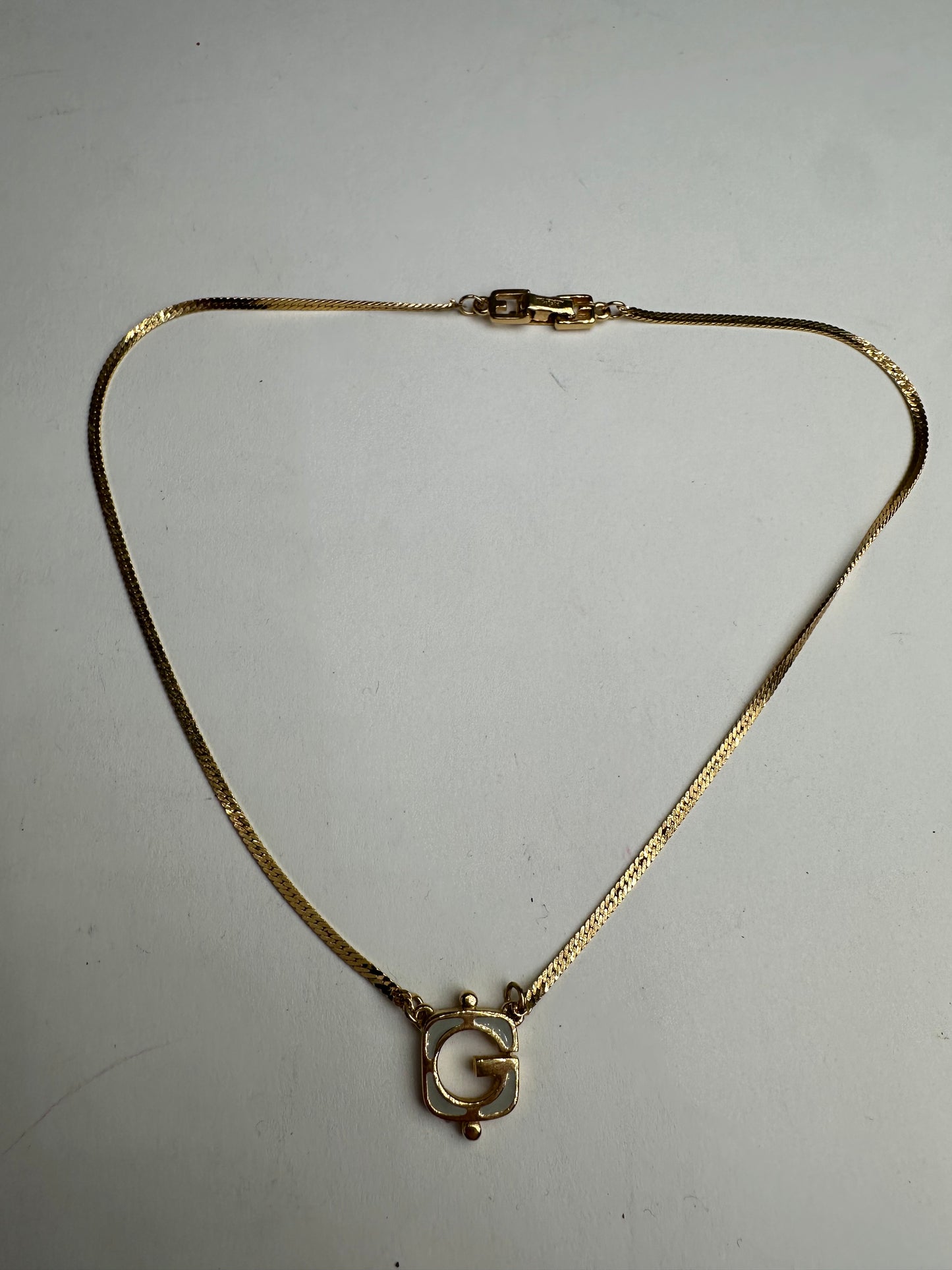 Vintage Givenchy Gold Pleated Collier Golden