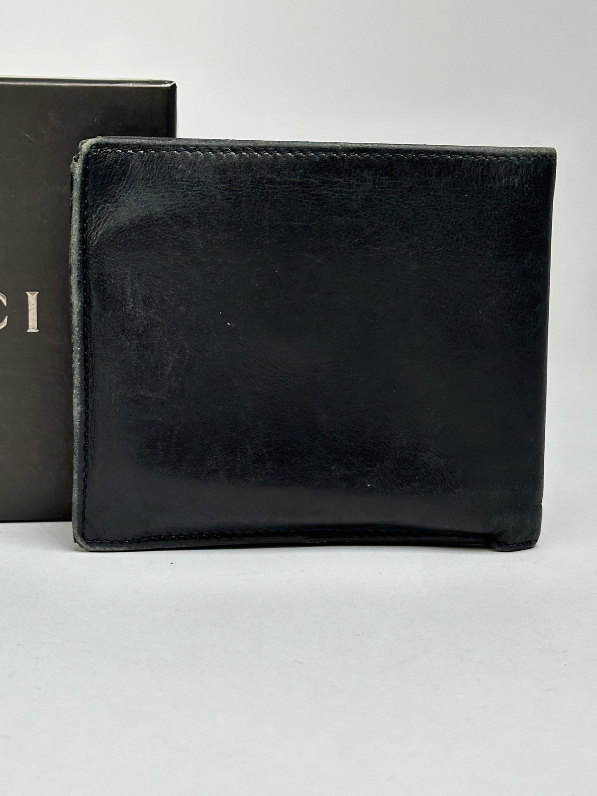 Vintage Gucci Men's Leather Bifold Wallet Early 2000s Black