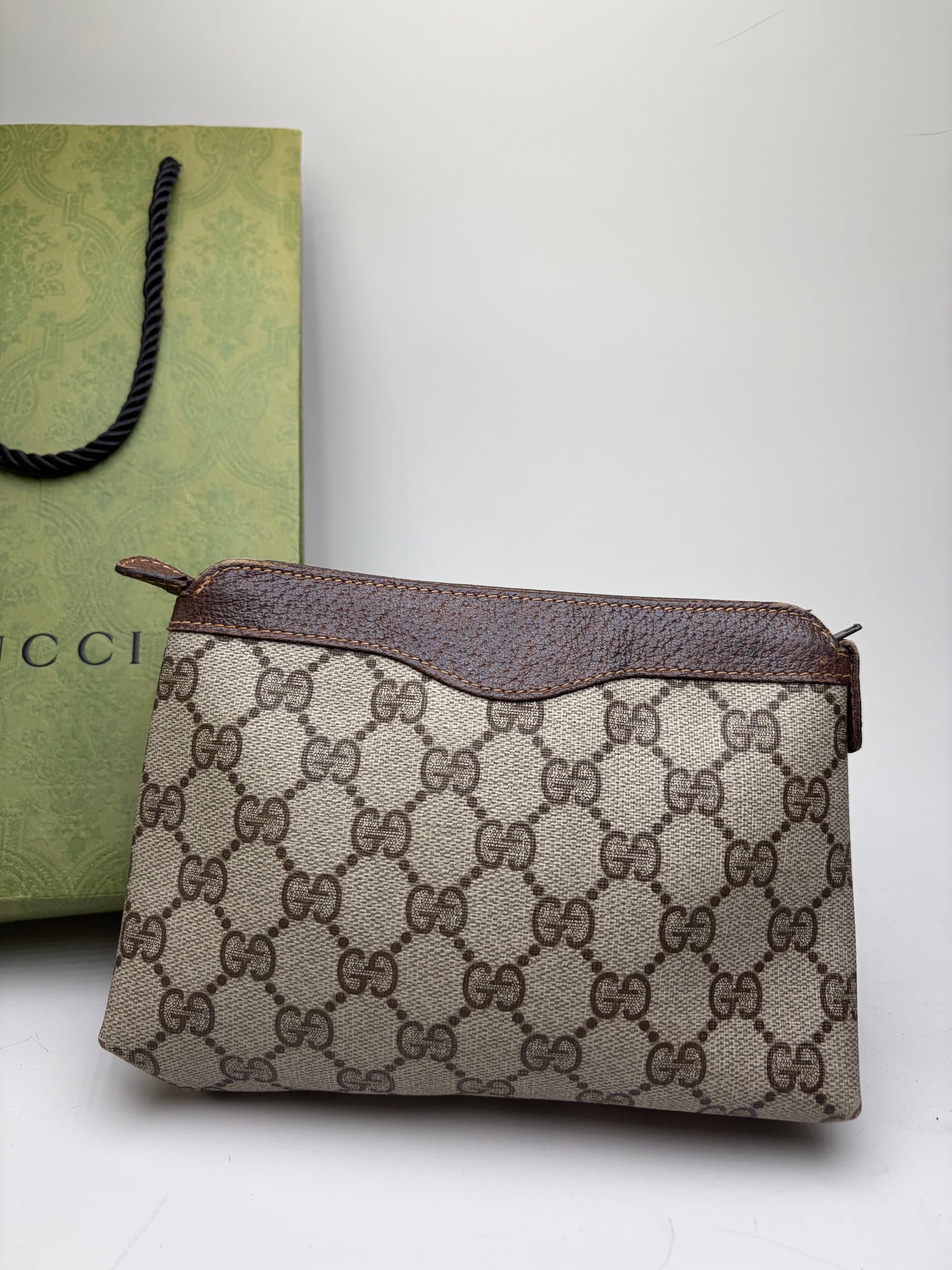 Vintage Gucci GG Supreme Canvas Clutch Bag Beige Brown