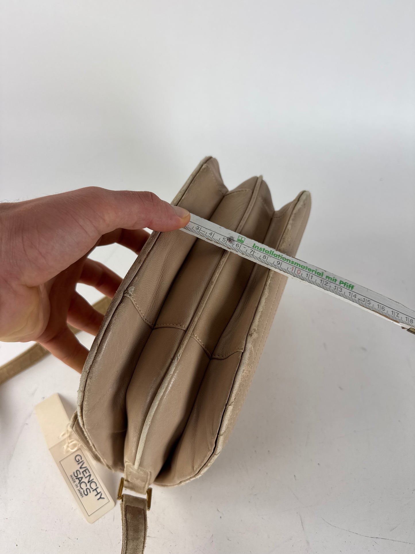 Vintage Givenchy Crossbody Leather bag beige