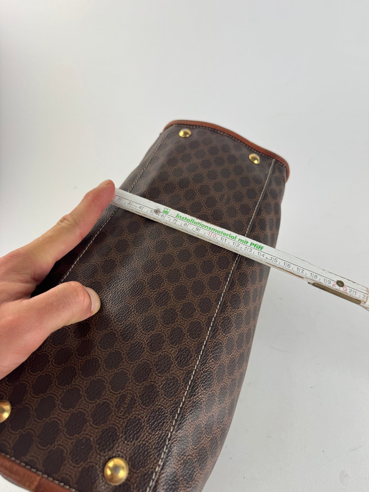 Sac à anneau monogramme en cuir vintage Celine marron