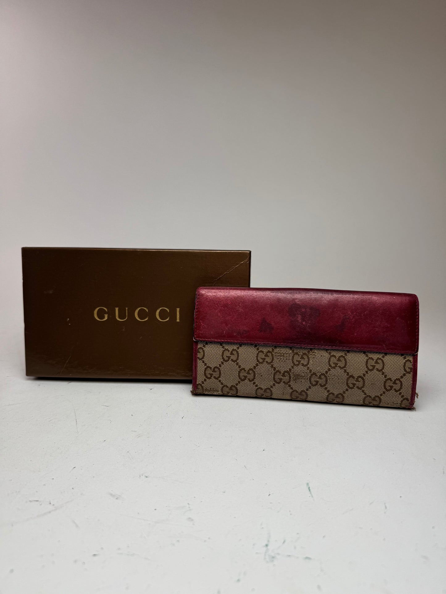 Vintage Gucci Monogram wallet beige purple