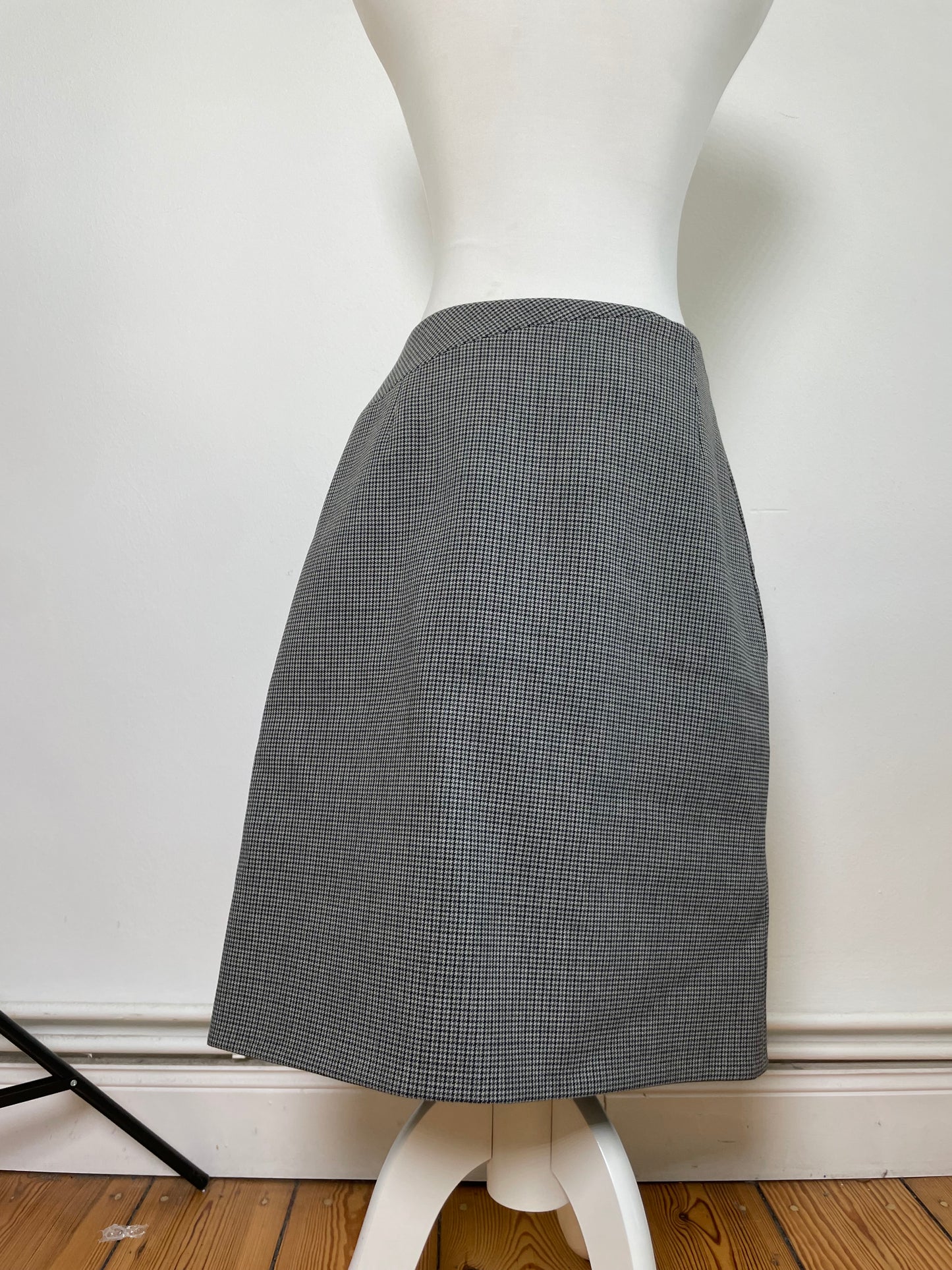 Vintage Balenciaga Houndstooth Skirt Black White M