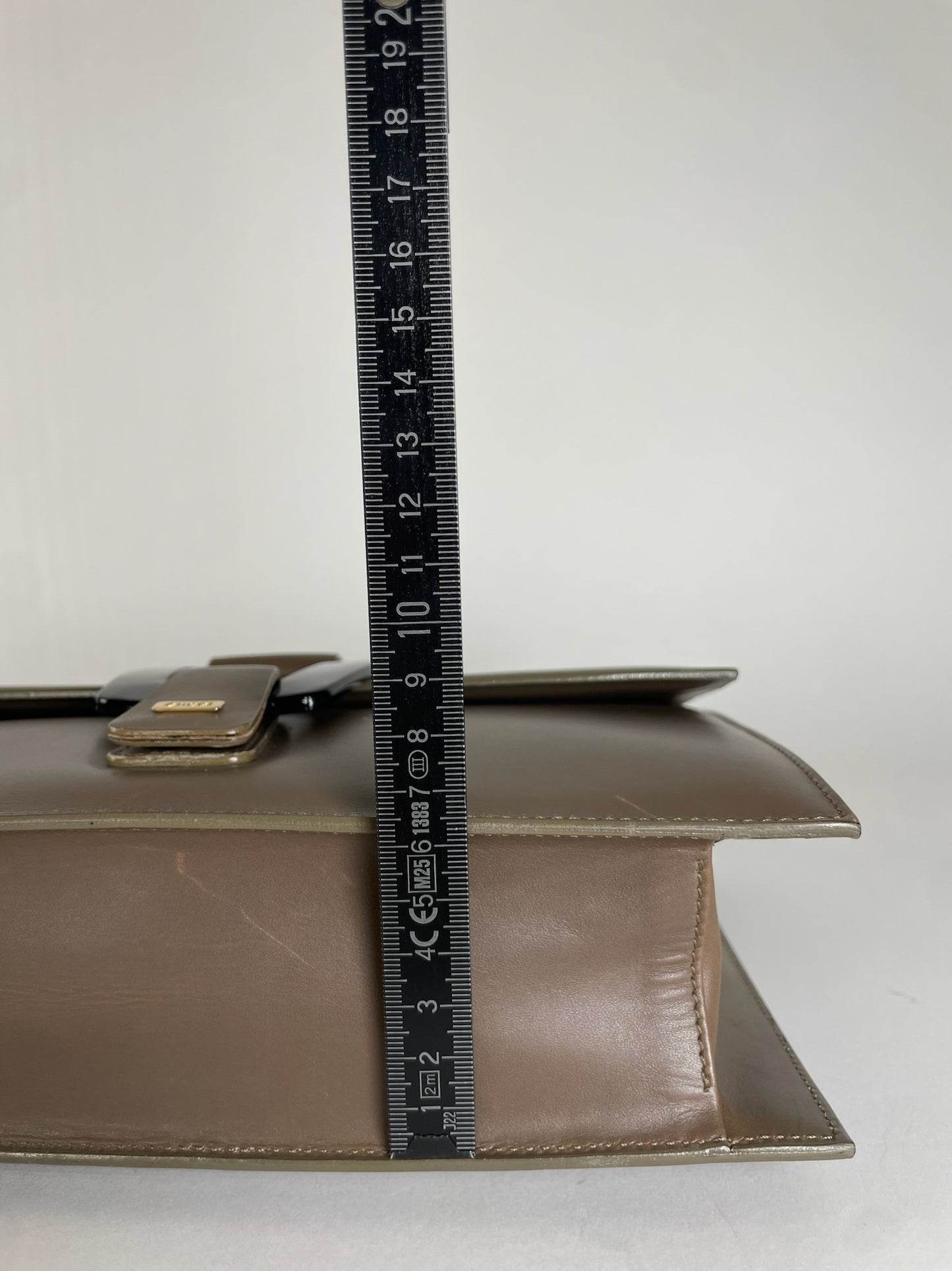 Vintage Gucci Leather Shoulder Bag Brown