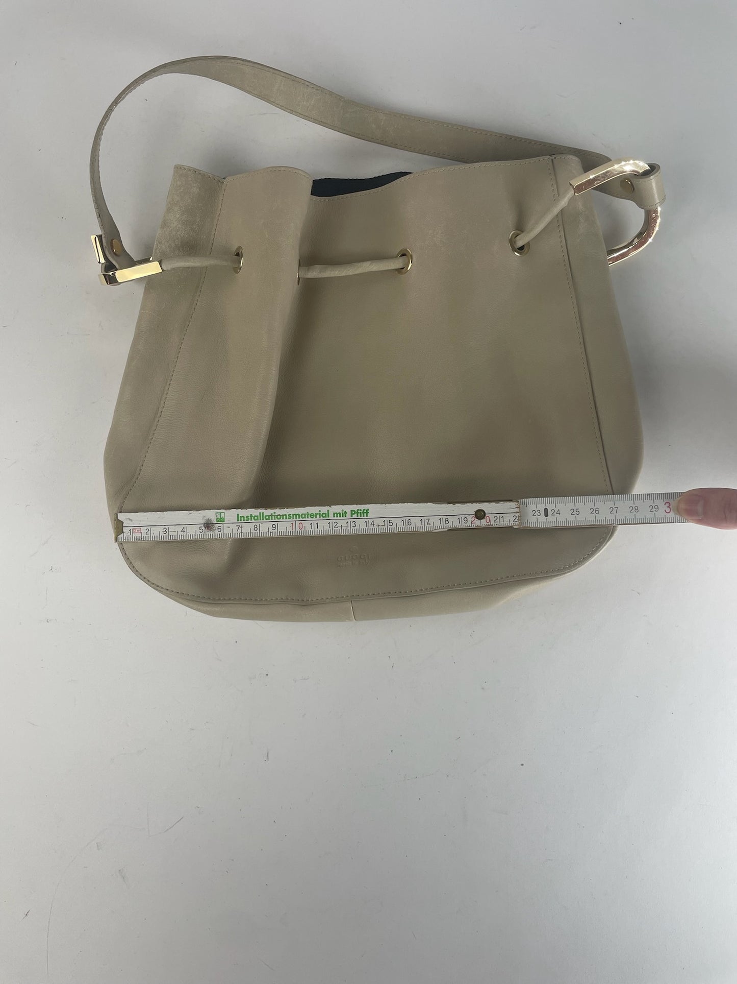 Vintage Gucci Leather Bucket Bag White