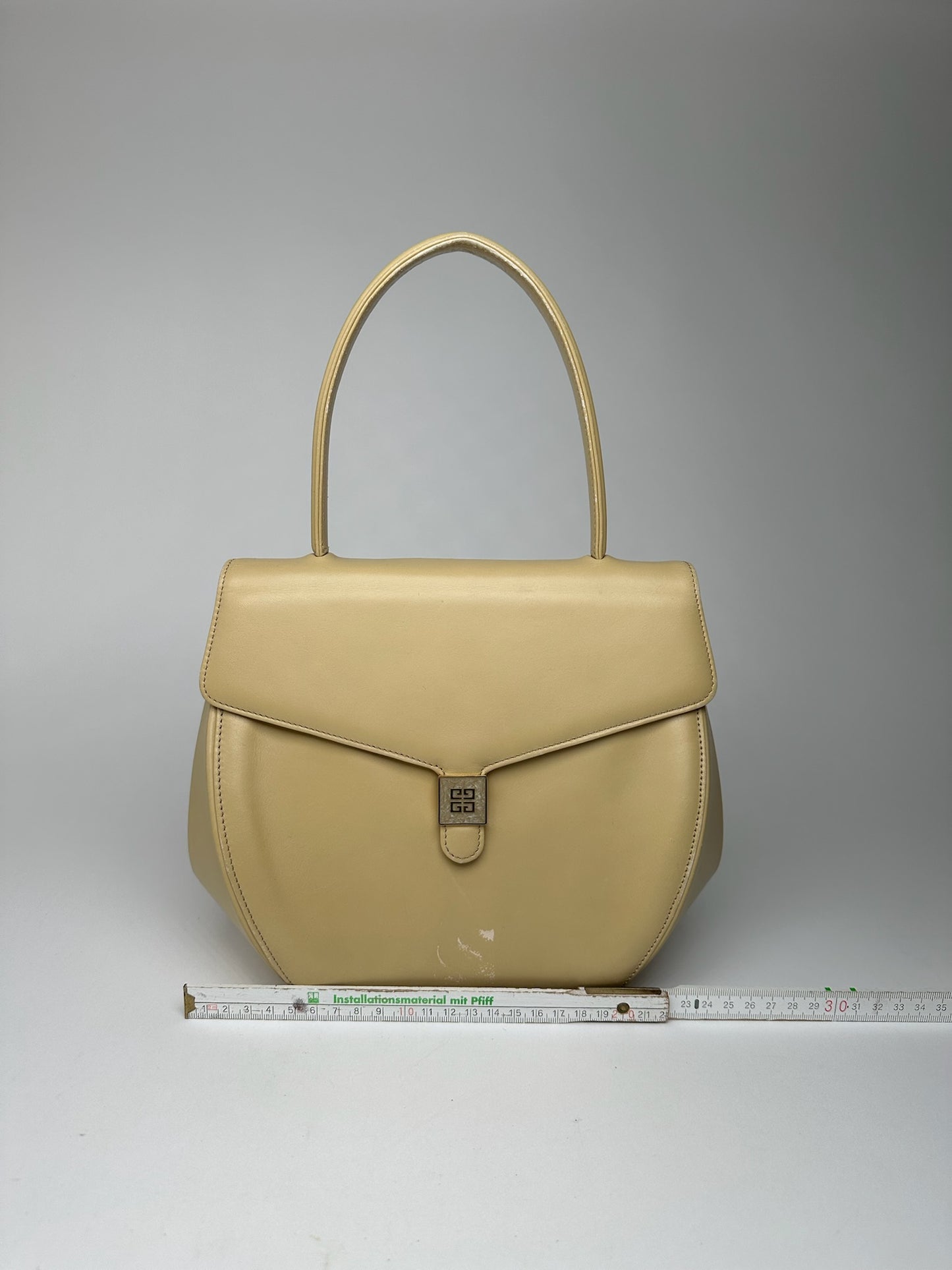Vintage Givenchy leather Bag beige