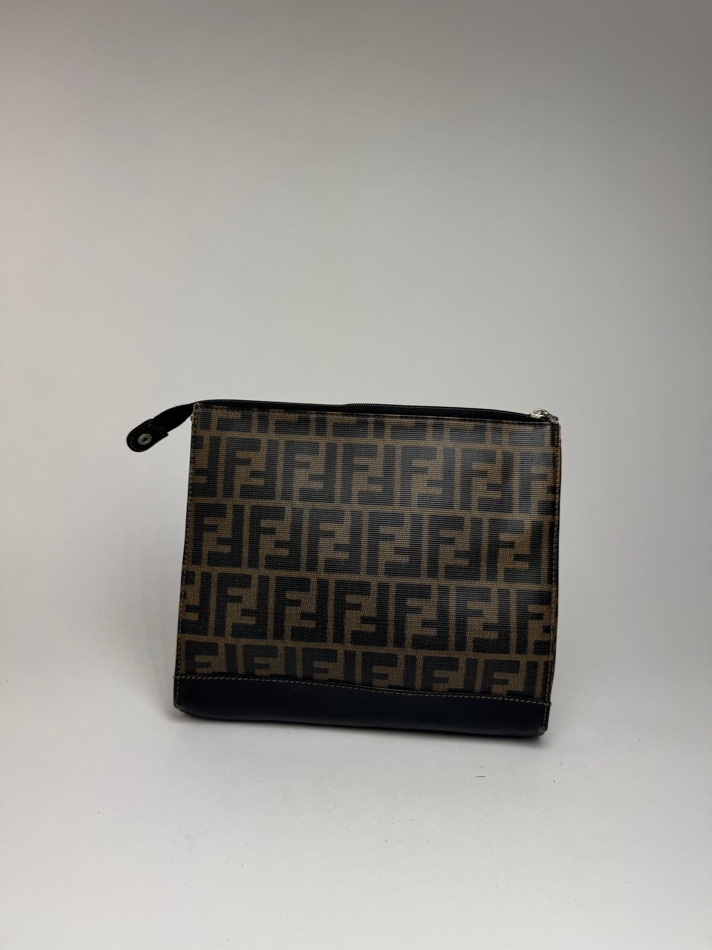 Pochette vintage Fendi FF en cuir marron