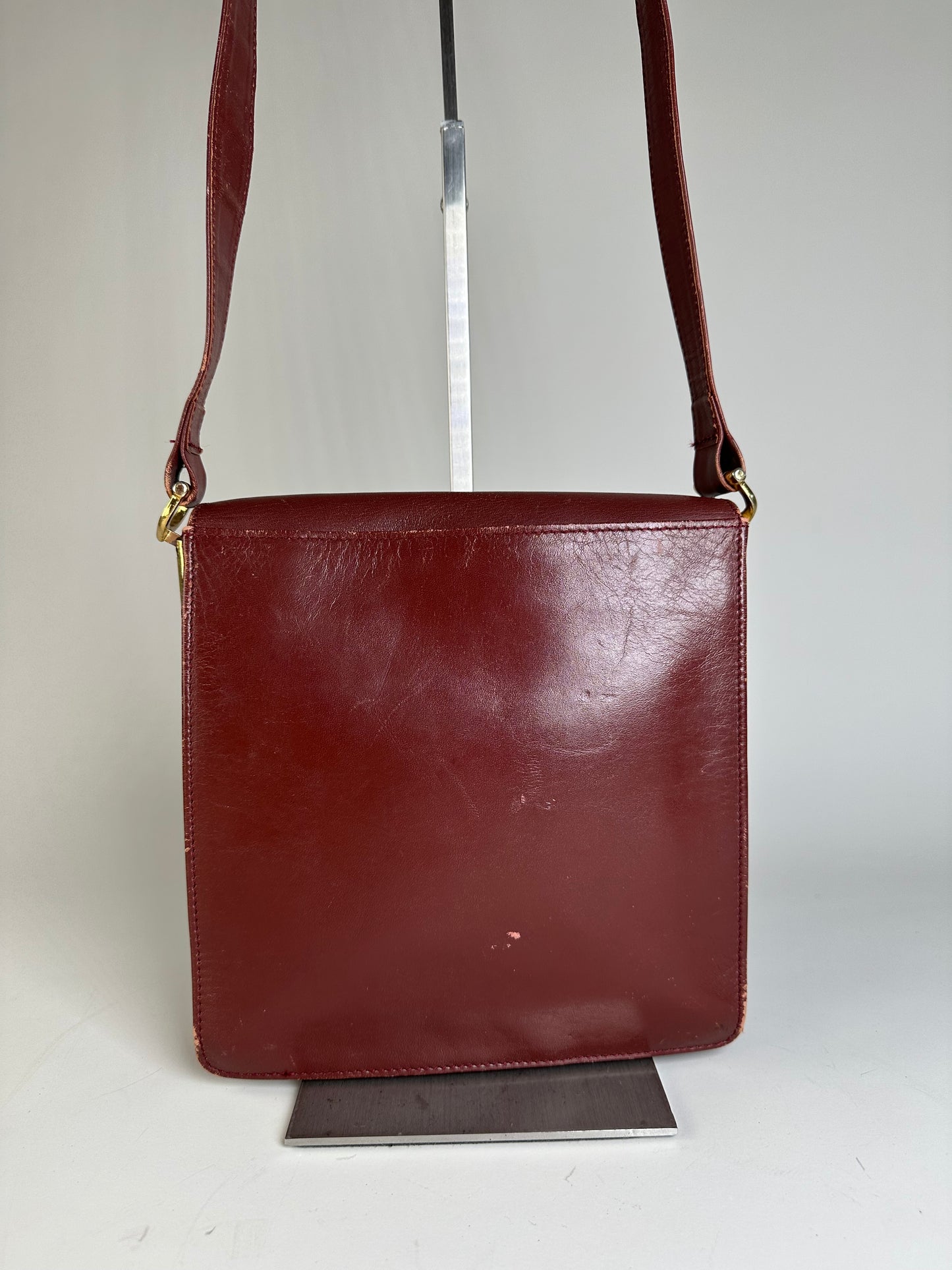 Vintage Cartier Leather Shoulder Bag Burgundy Gold