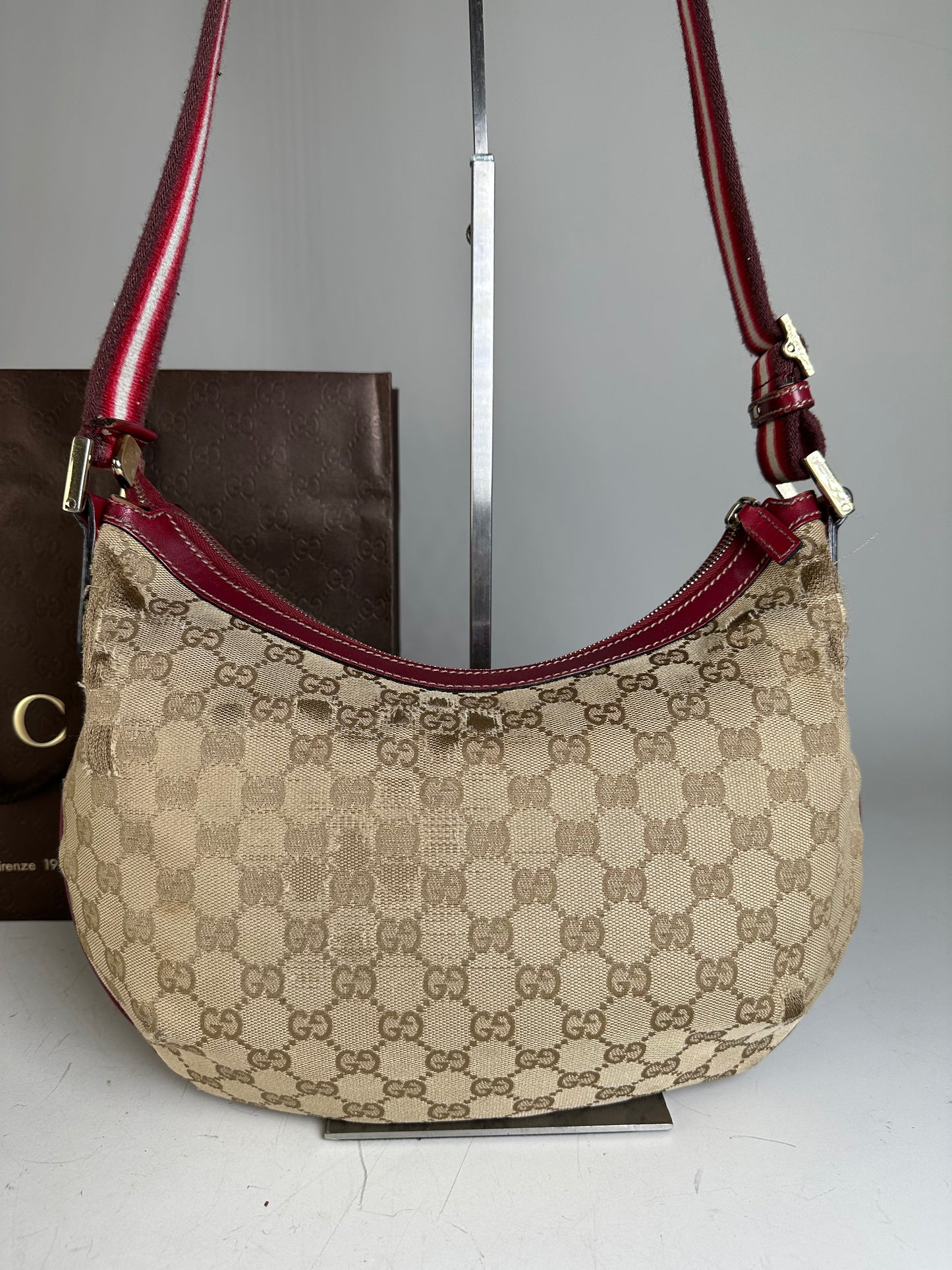 Vintage Gucci GG Supreme Shoulder Bag Beige Red