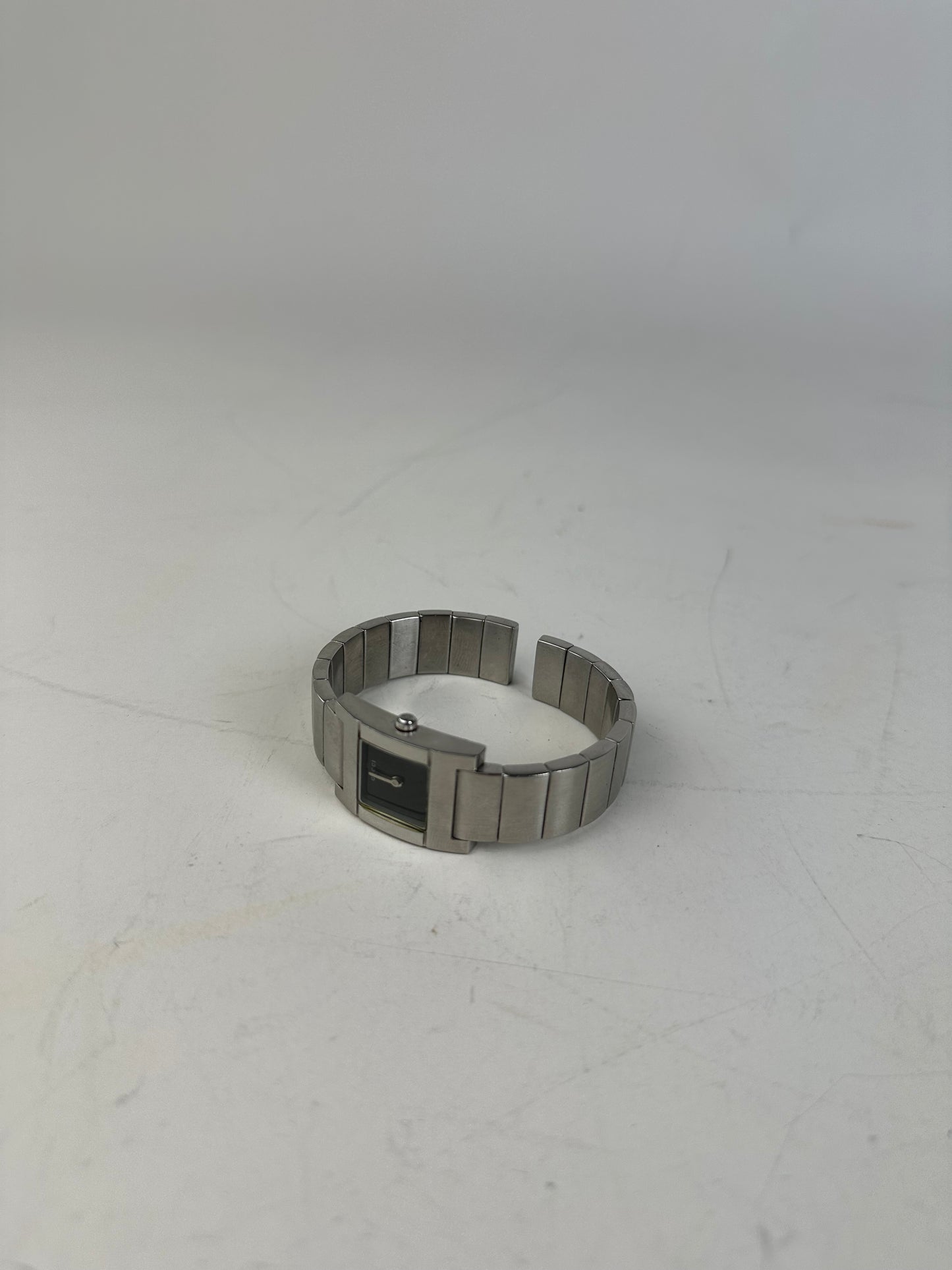 Vintage Gucci Stainless Steel Bracelet Watch Black Silver