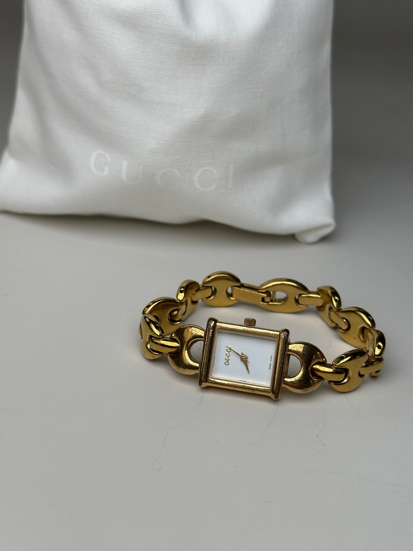 Vintage Gucci Bracelet Watch Gold Chain White Dial