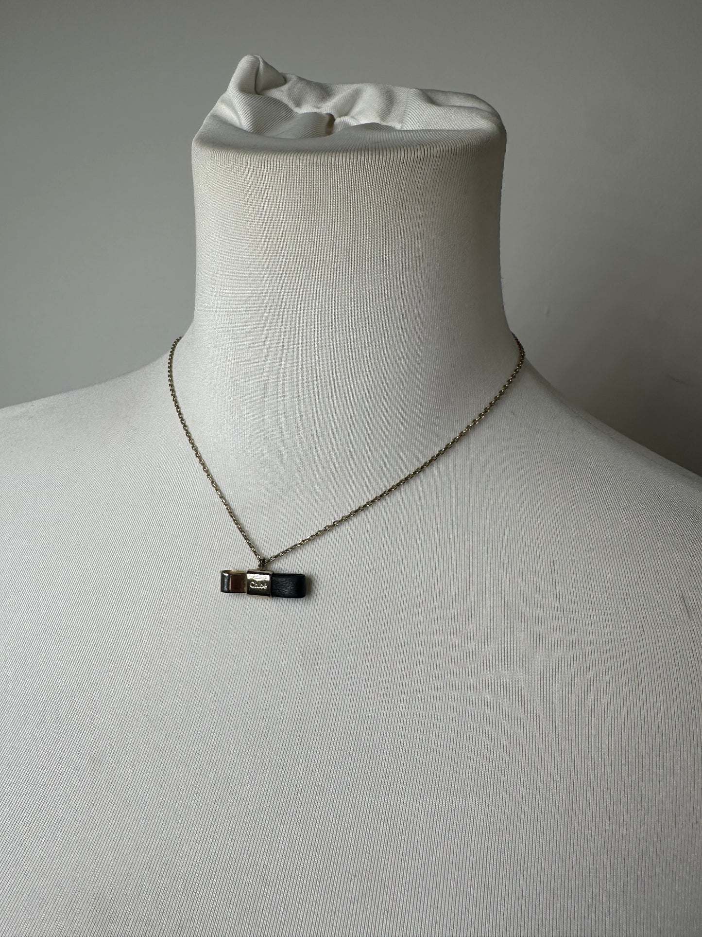 Vintage Chloé Leather Detail Necklace Gold Black