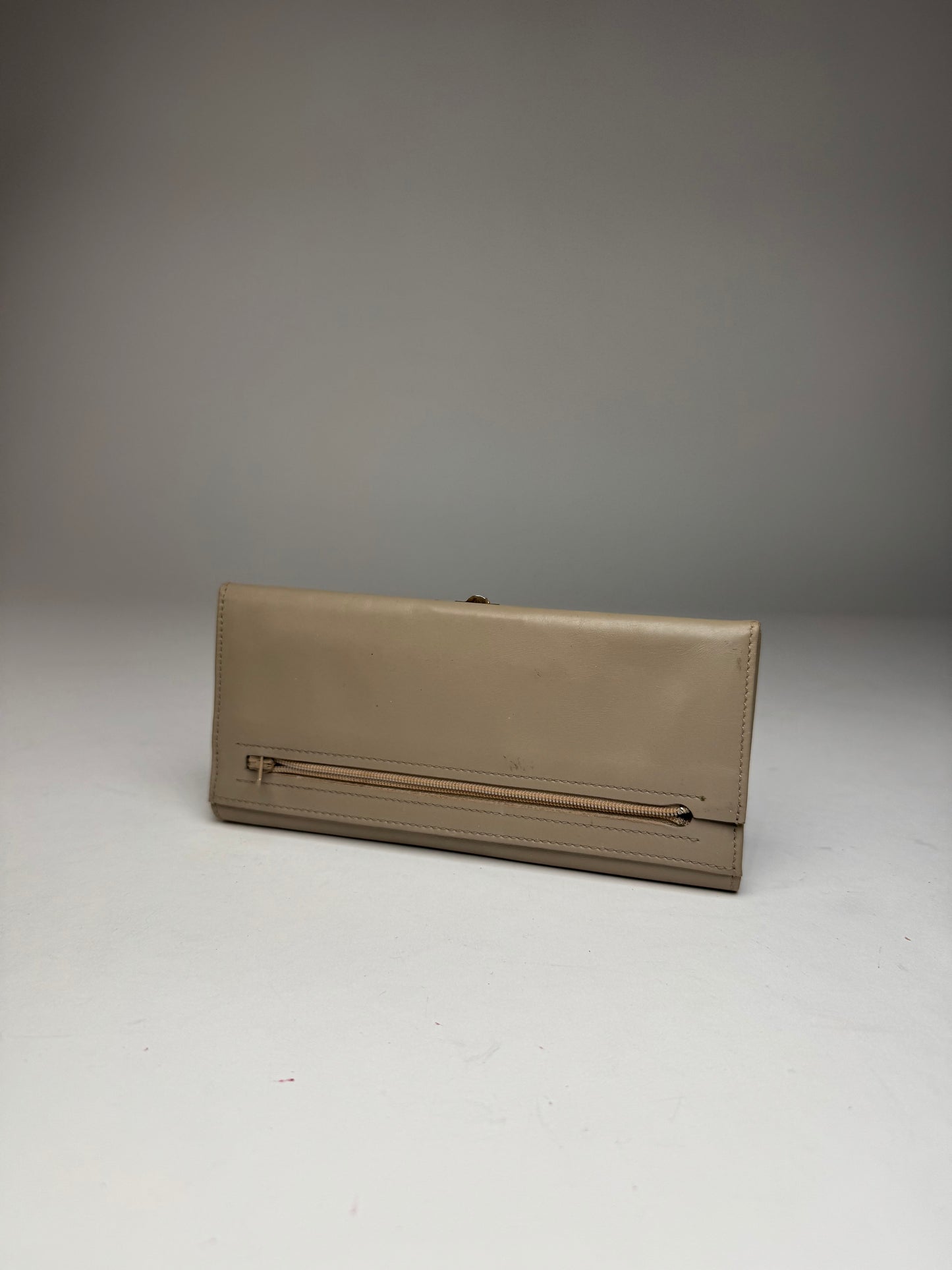 Vintage Gucci Long Leather Wallet Beige