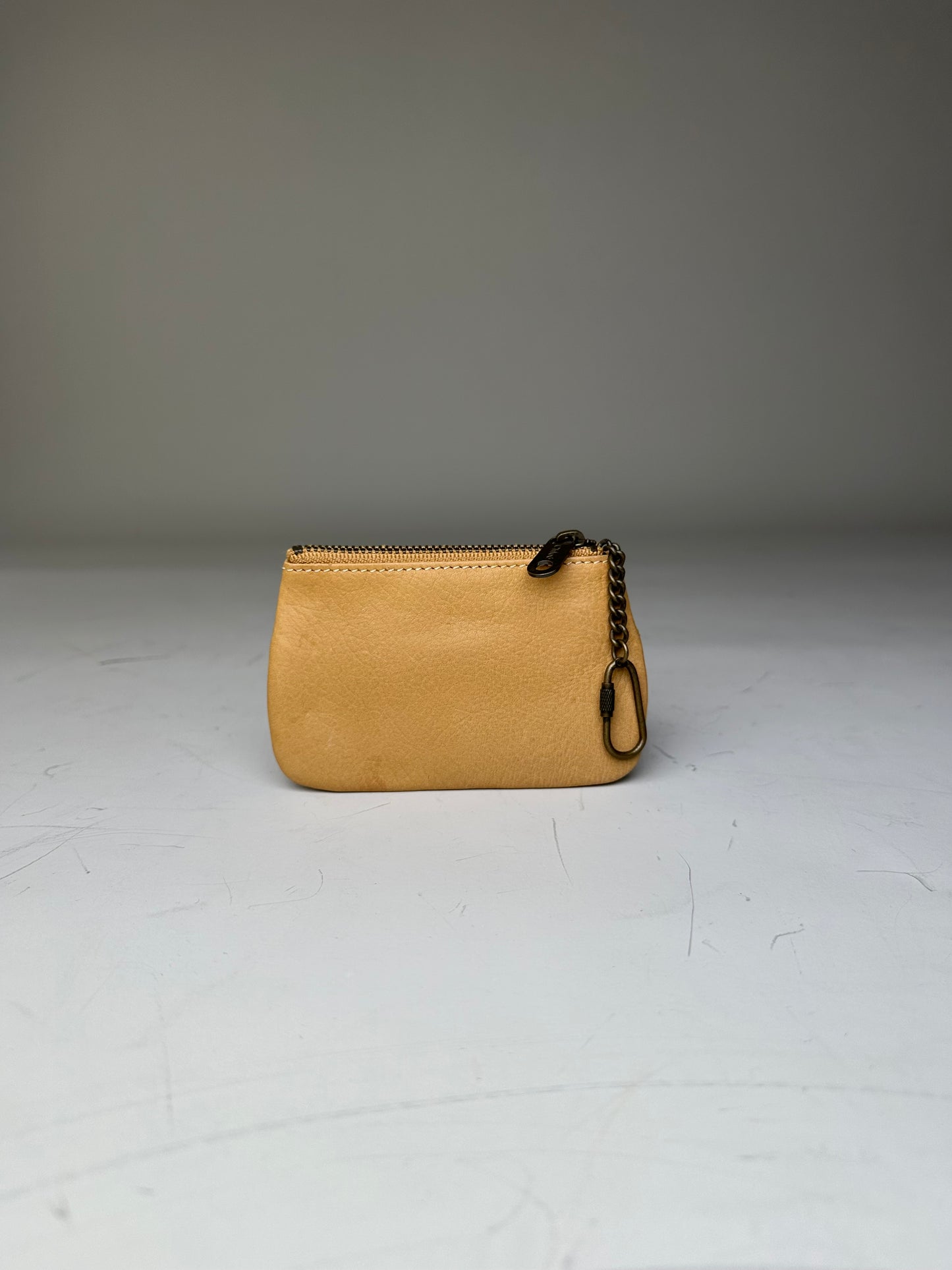 Vintage Chloé Leather Coin Purse Antique Gold Zip Beige