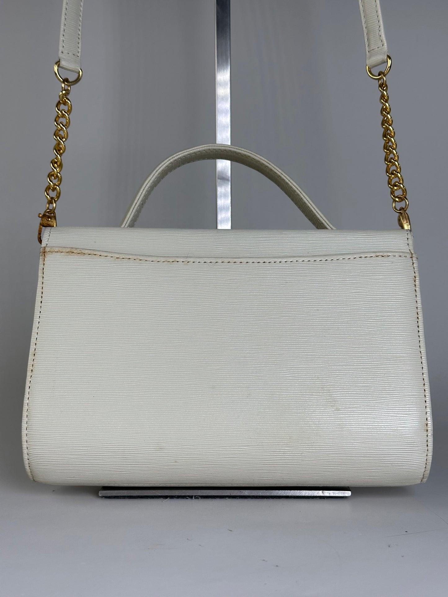 Vintage Hanae Leather Shoulder Bag Ivory Gold Chain