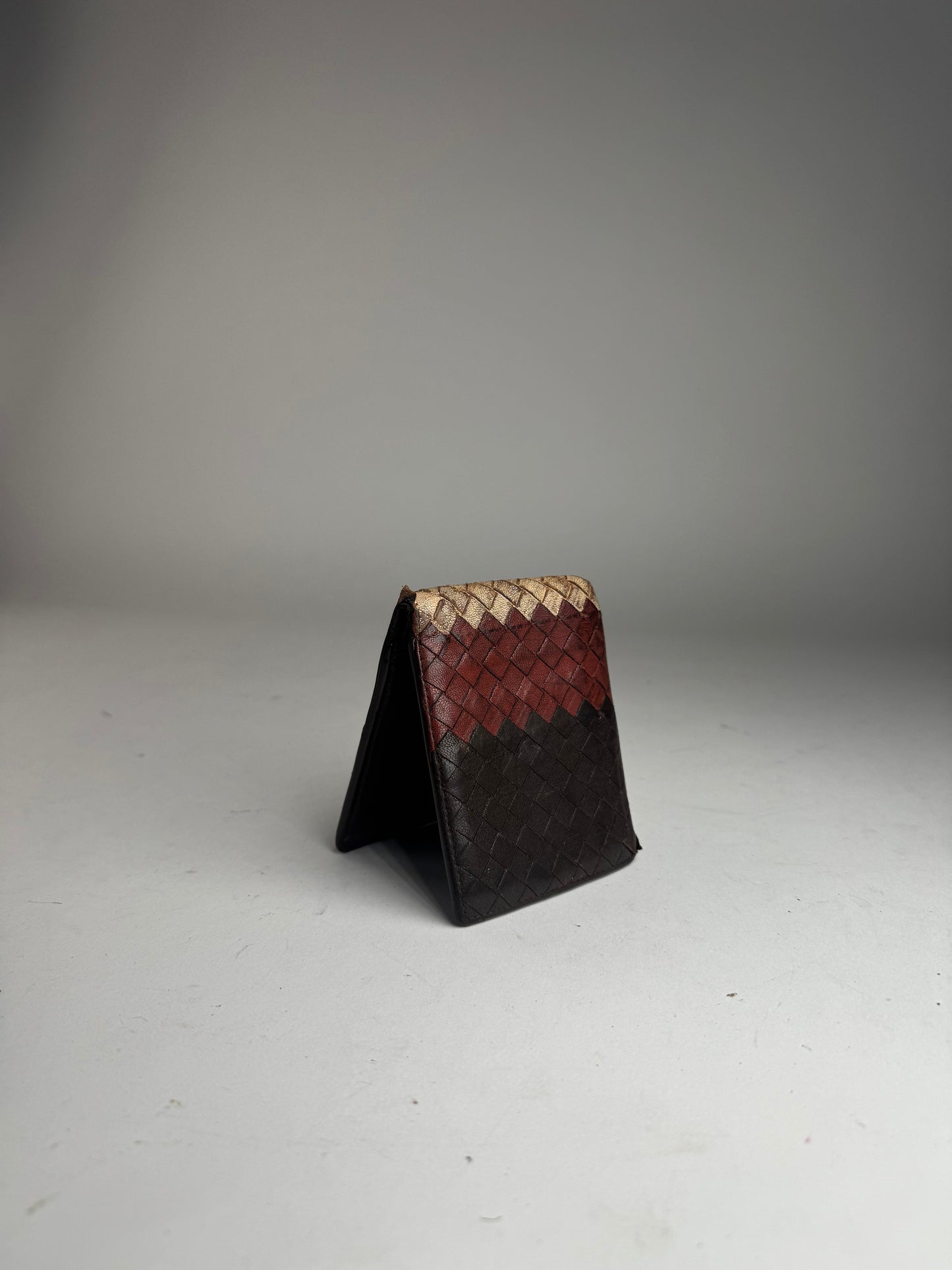 Vintage Bottega Veneta Intrecciato Leather Wallet Beige Red Brown Flapable
