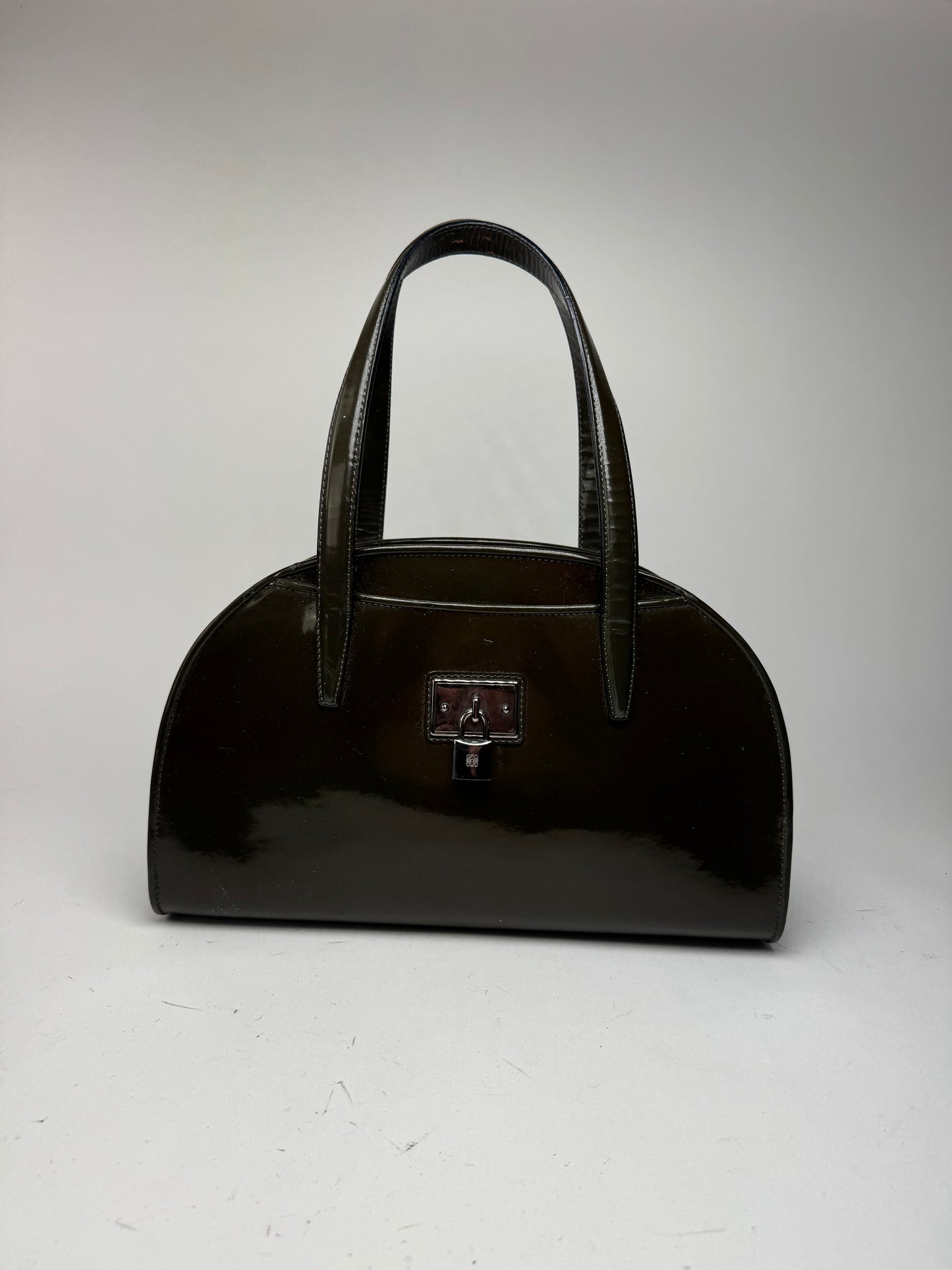 Sac vintage Loewe en cuir verni vert