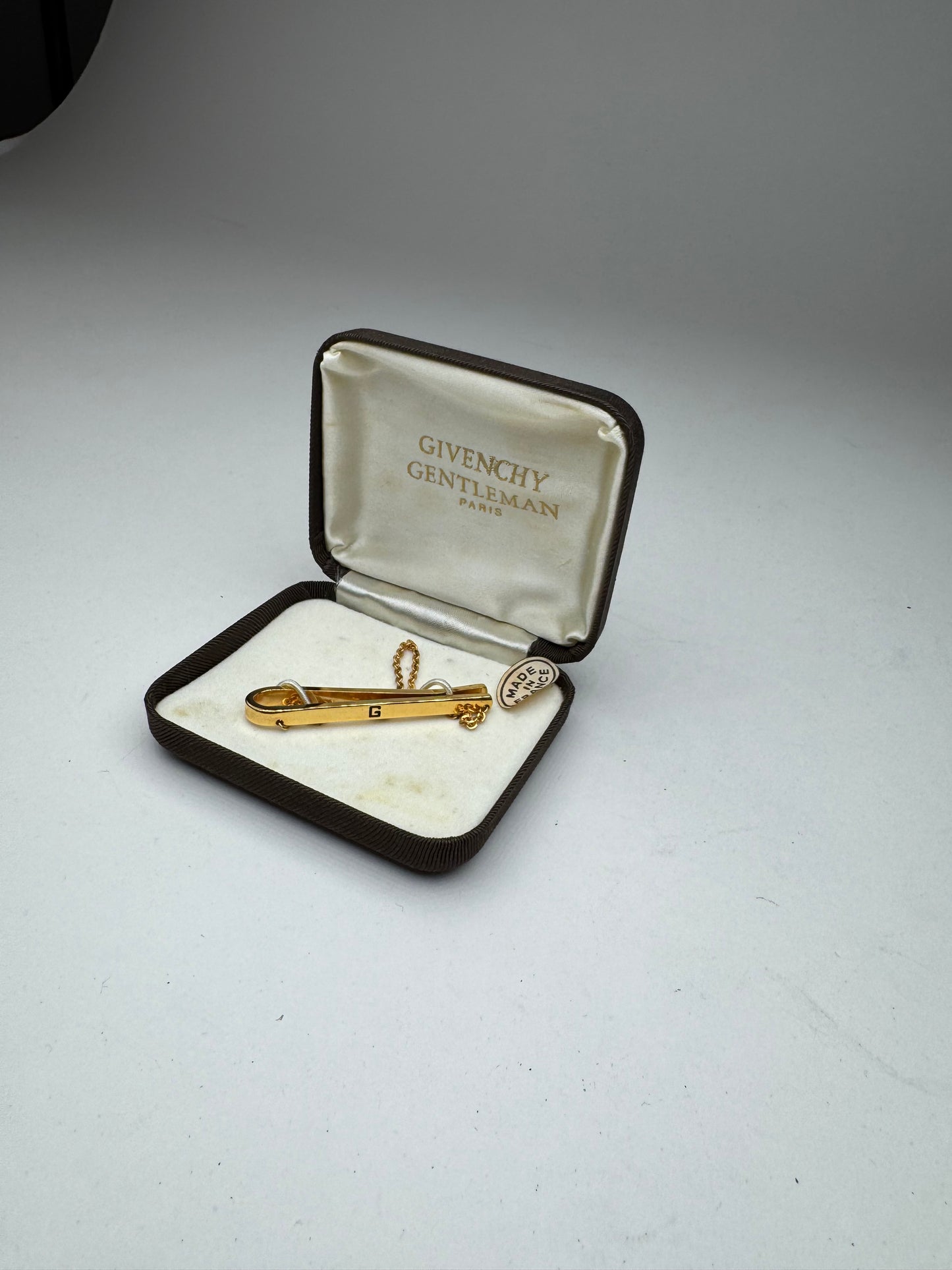Vintage Givenchy Money Tie Clap golden